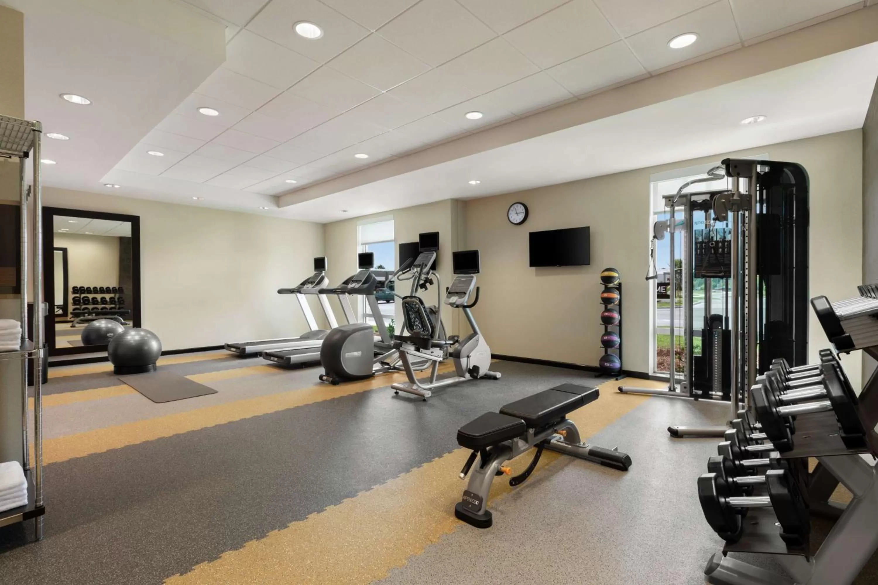 Fitness centre/facilities in Home2 Suites By Hilton Savannah Airport