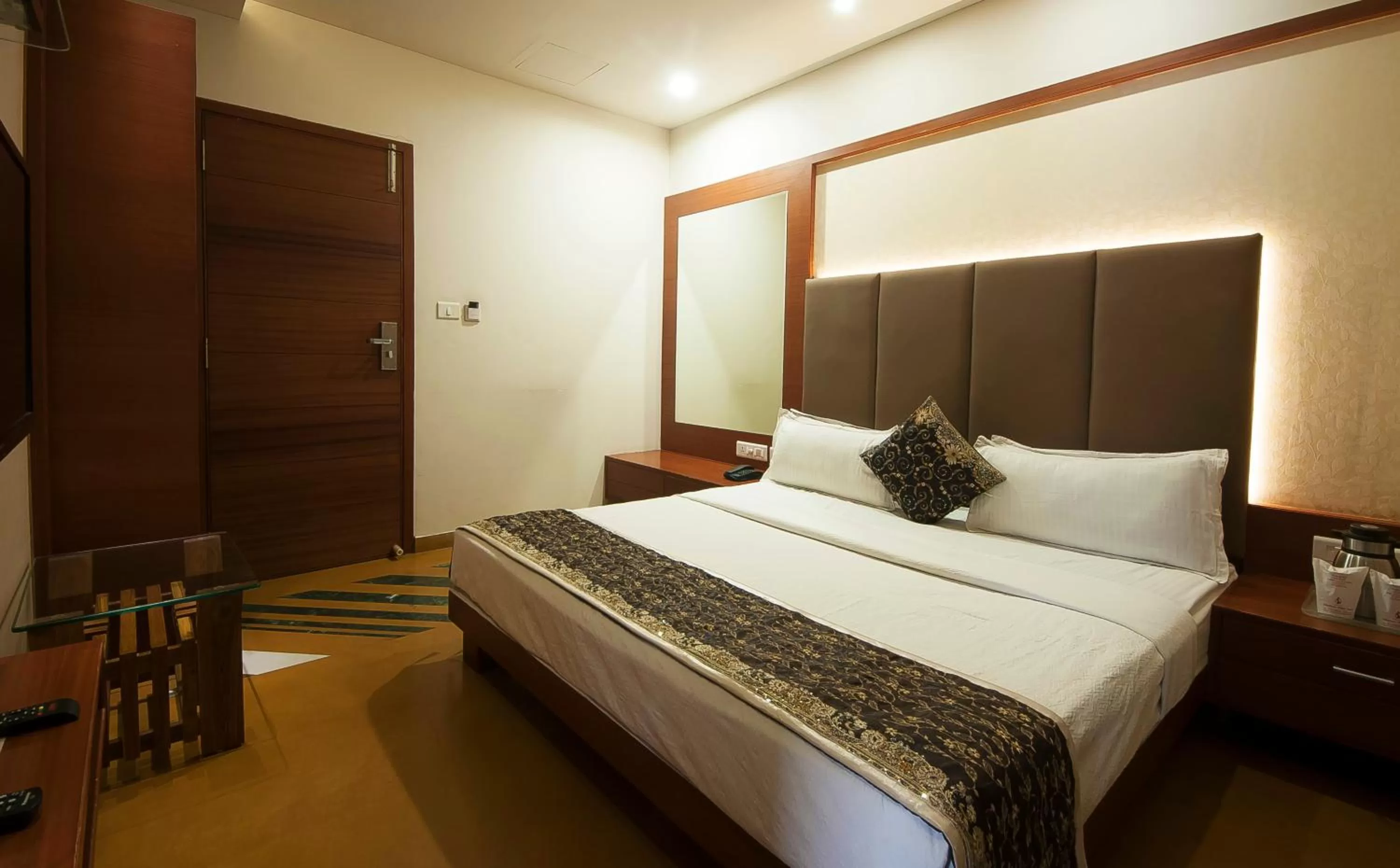 Photo of the whole room, Bed in Uddhav Vilas A Family Hotel