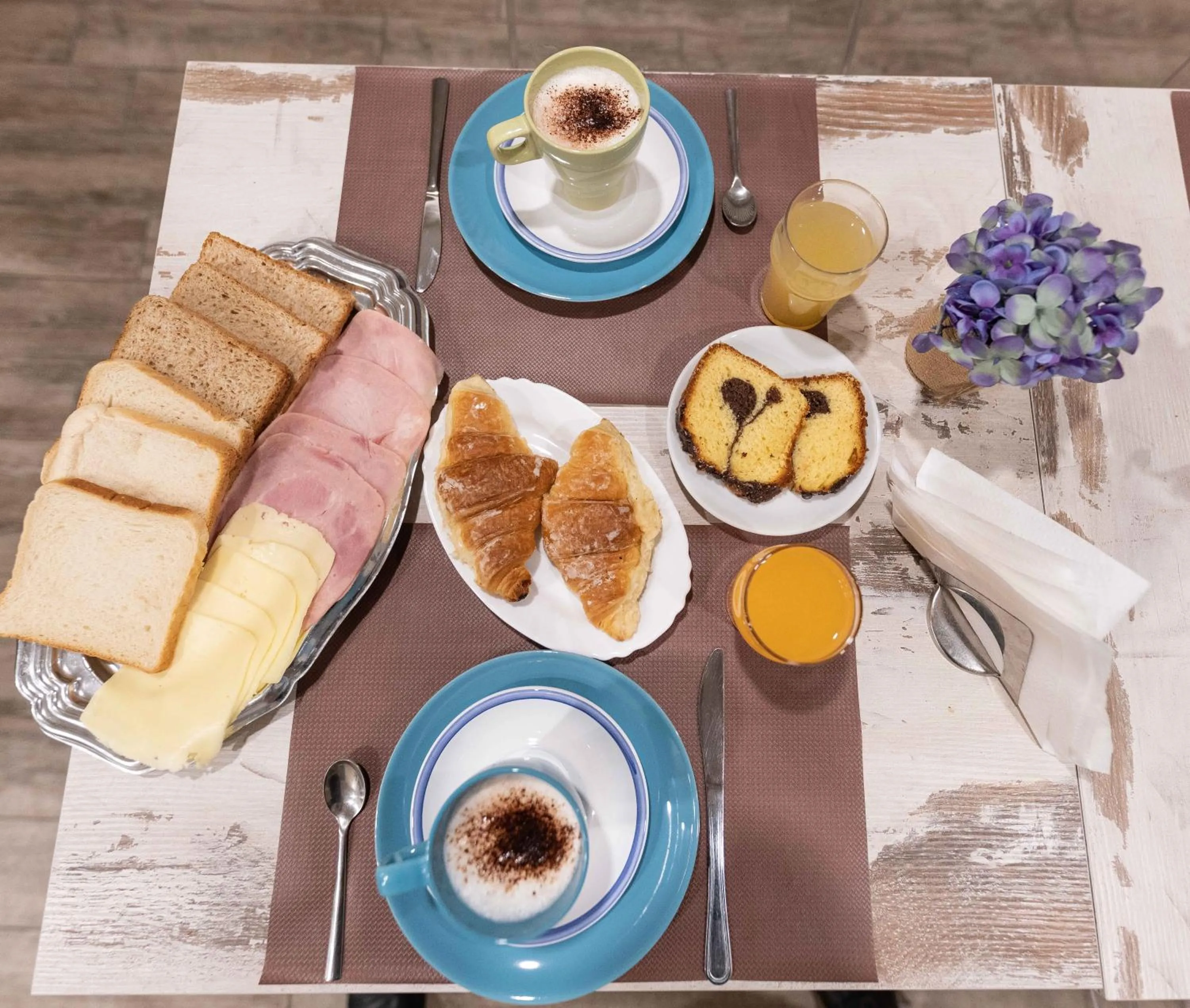 Breakfast in Hotel Anfiteatro Flavio