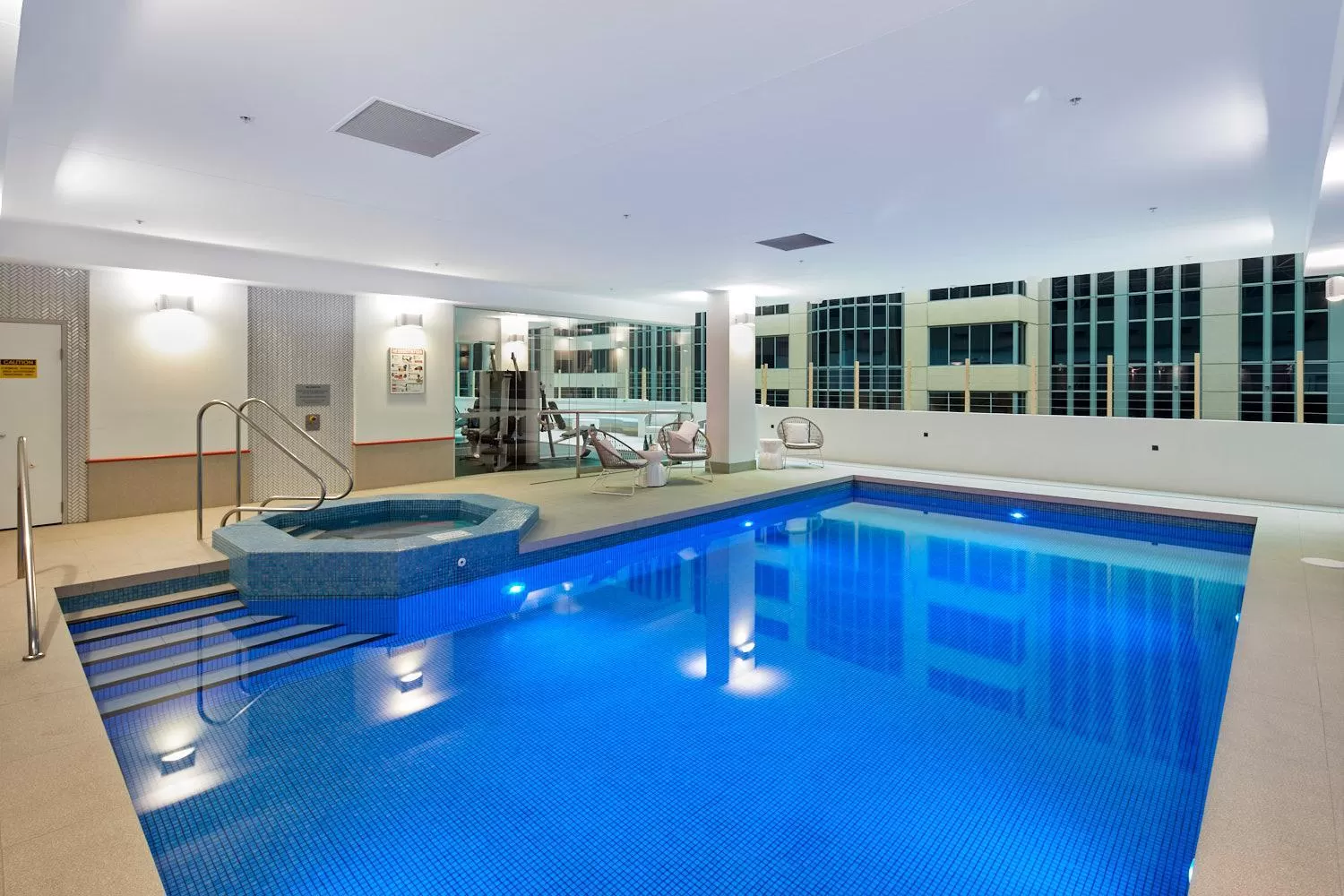 Swimming pool in Novotel Melbourne On Collins