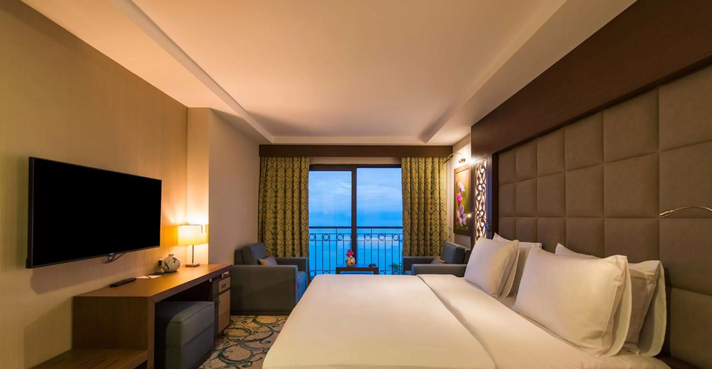 Photo of the whole room, Bed in Radisson Blu Hotel, Ordu