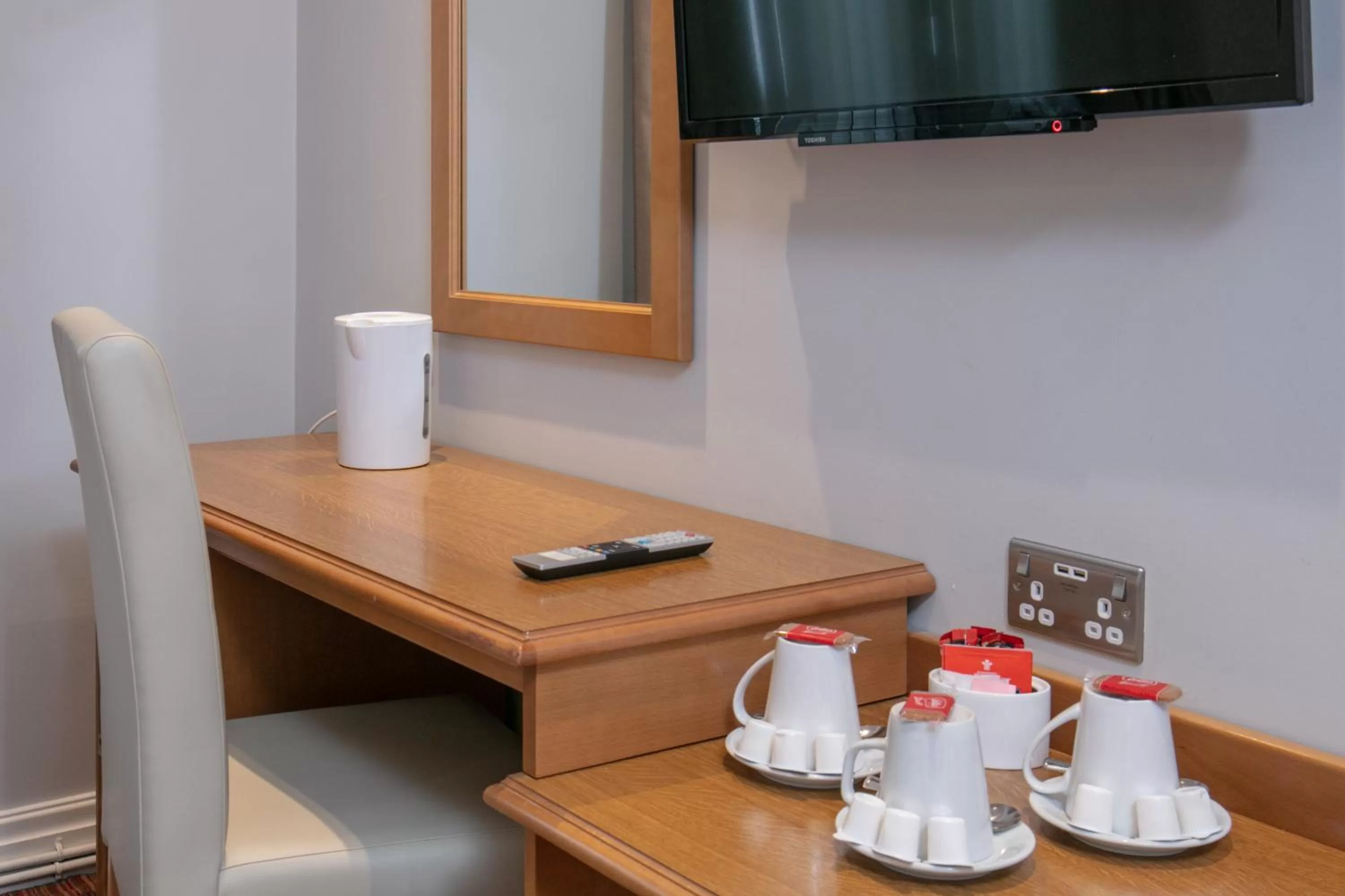 Coffee/tea facilities in Best Western Bradford Guide Post Hotel