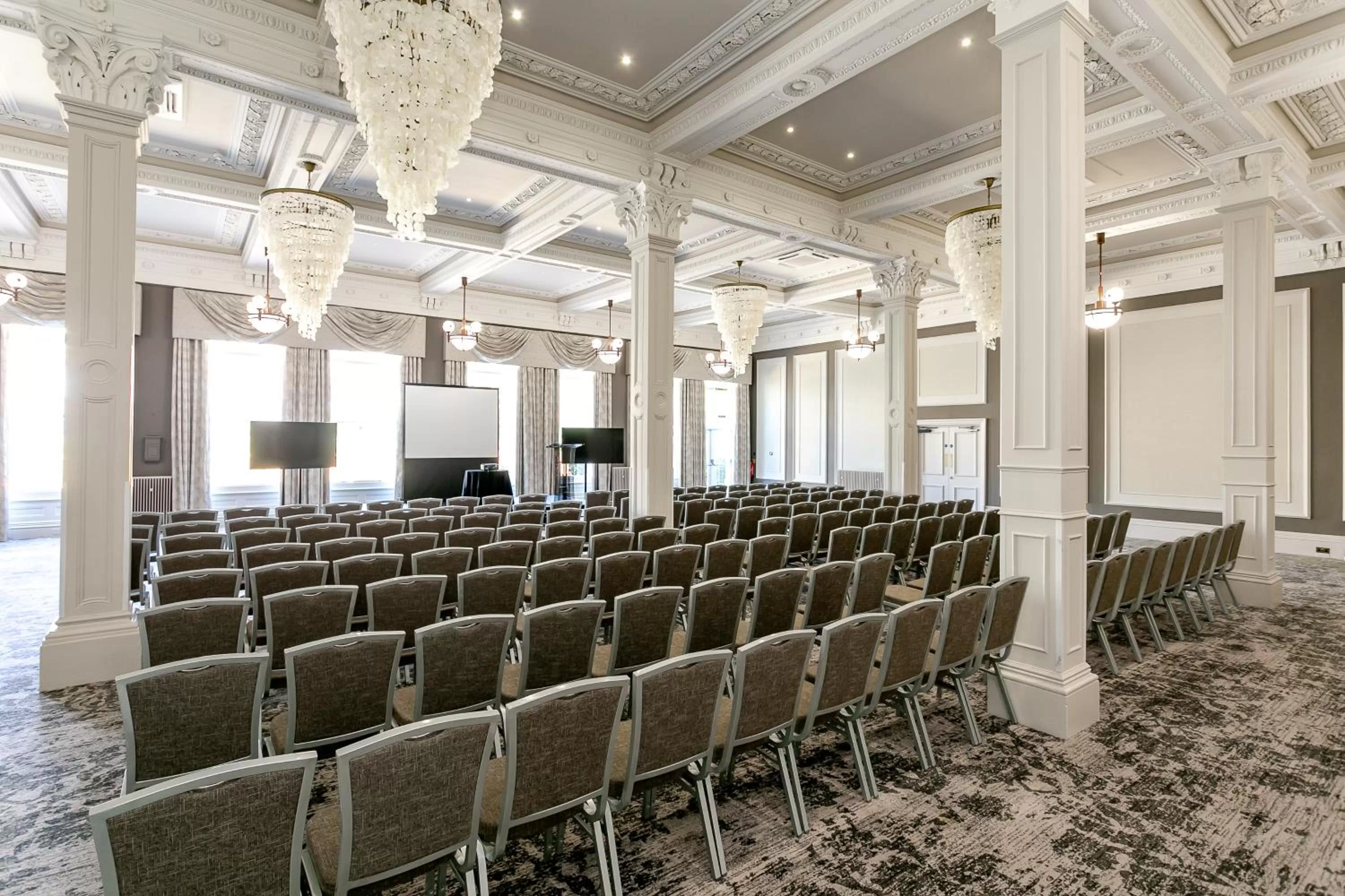 Seating area in Cedar Court Hotel Harrogate