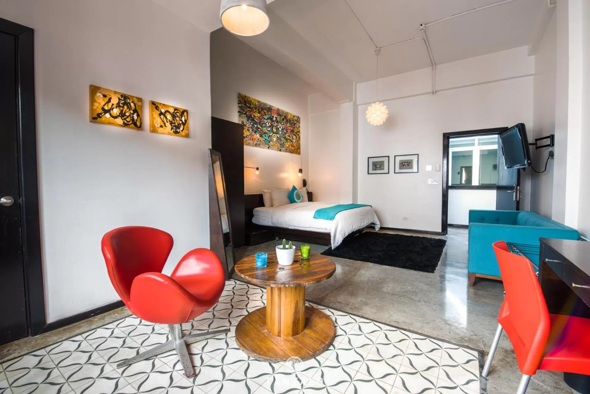 Bed in Tantalo Hotel - Kitchen - Roofbar