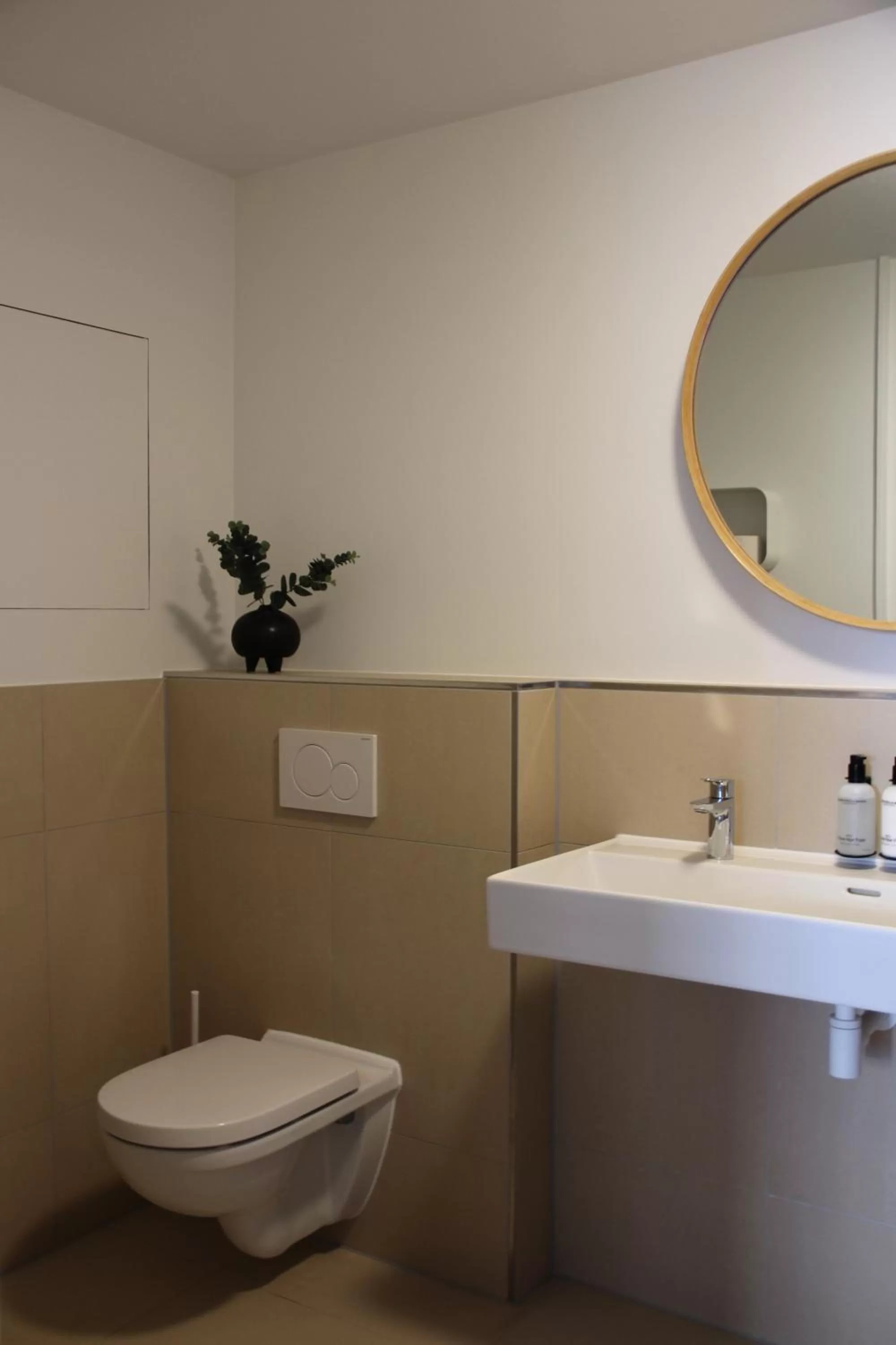 Toilet in Hotel Paradis Zandvoort