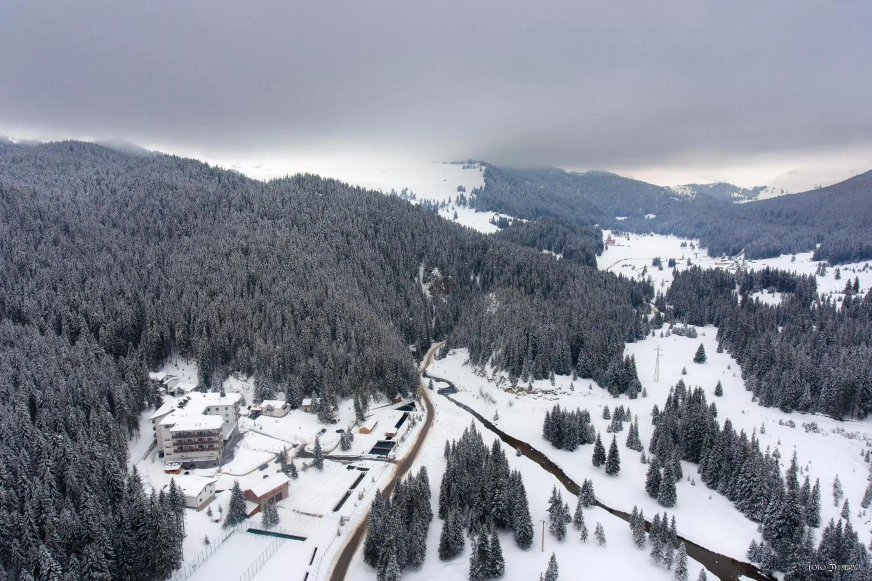 Property building in Hotel Belmont