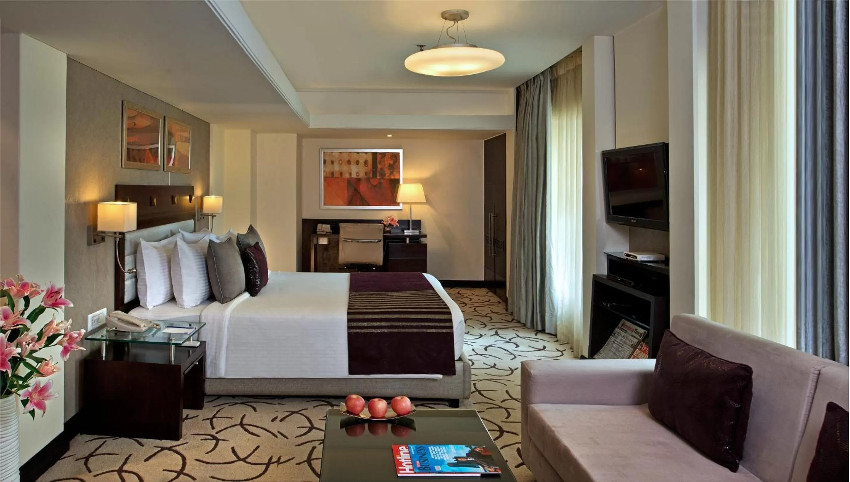 Photo of the whole room, Bed in Fortune Park, Ahmedabad - Member ITC Hotels' Group