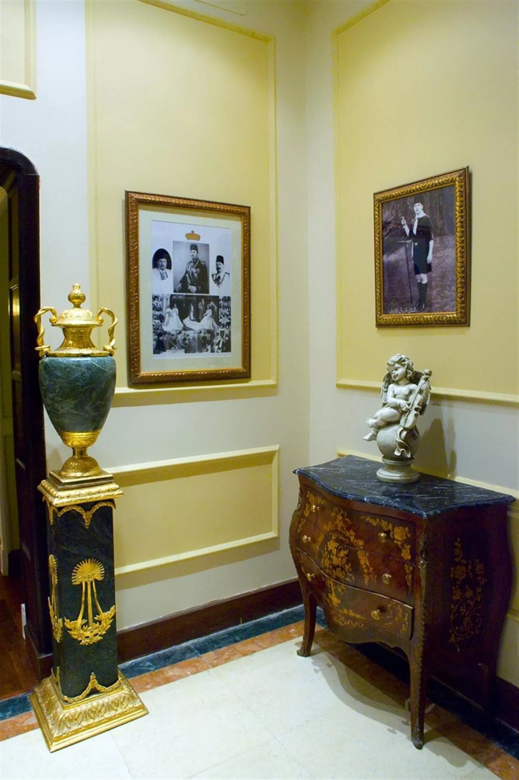 Logo/Certificate/Sign in Helnan Auberge Fayoum