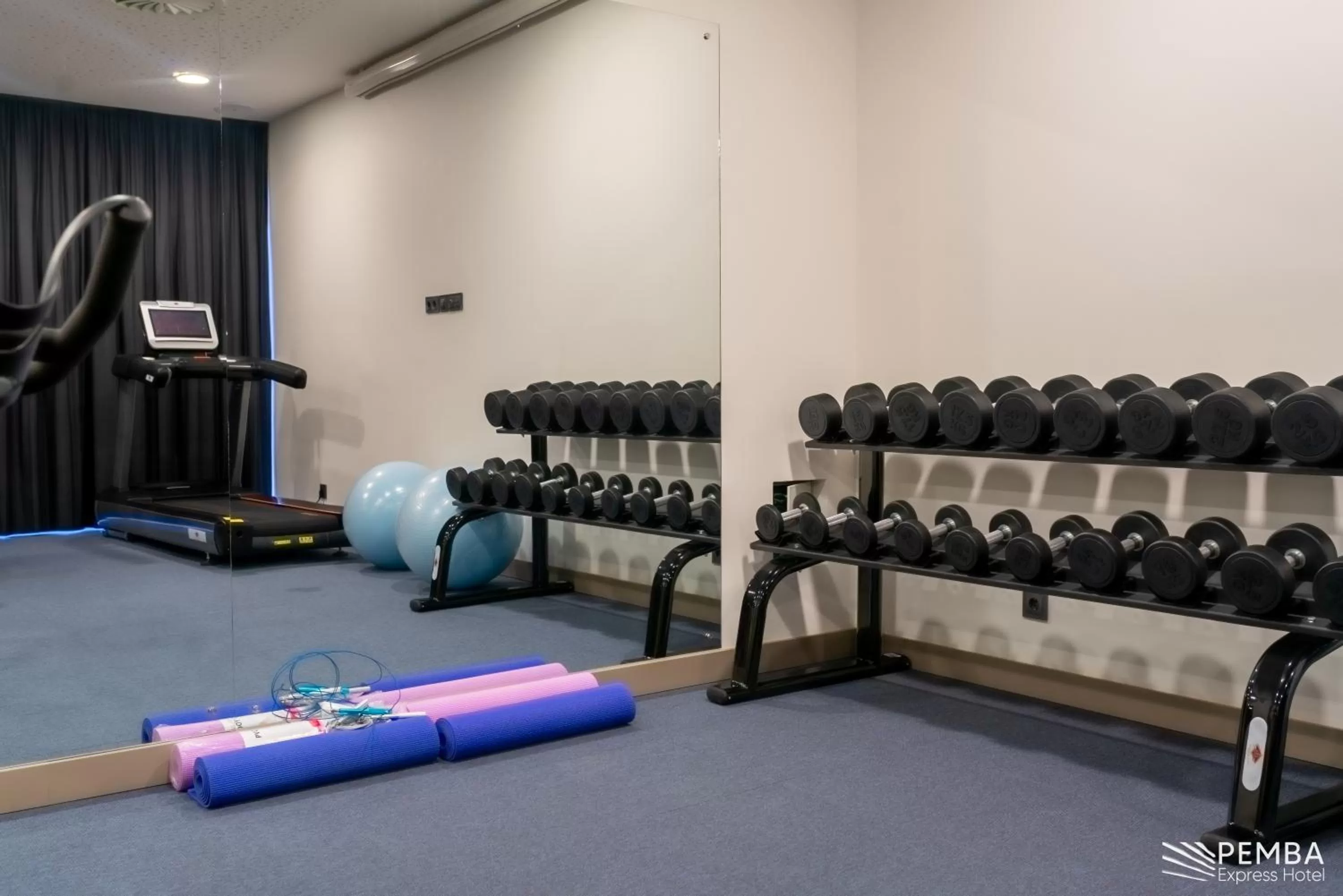 Fitness centre/facilities in Pemba Express Hotel