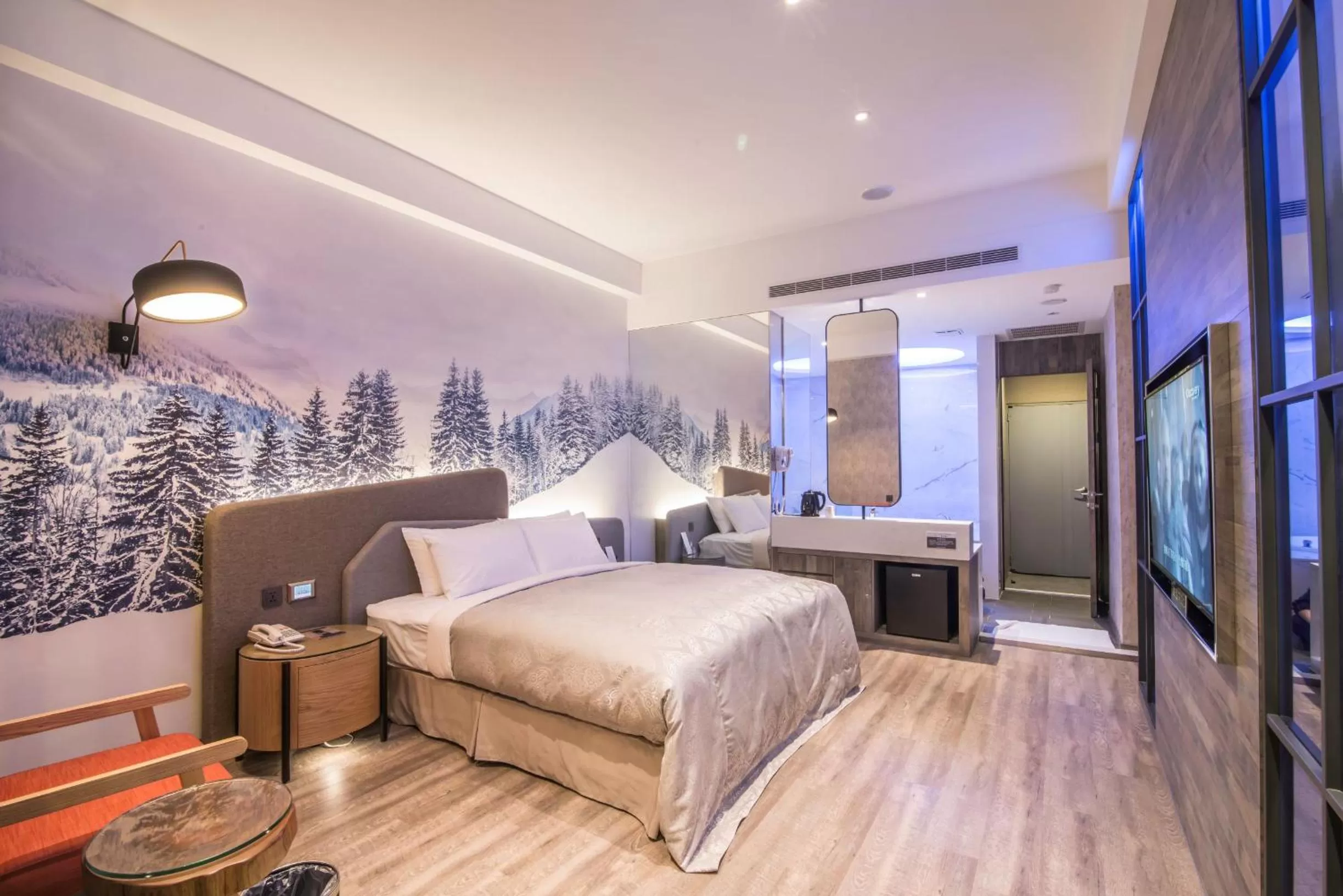 Standard Queen Room in Luv U Motel