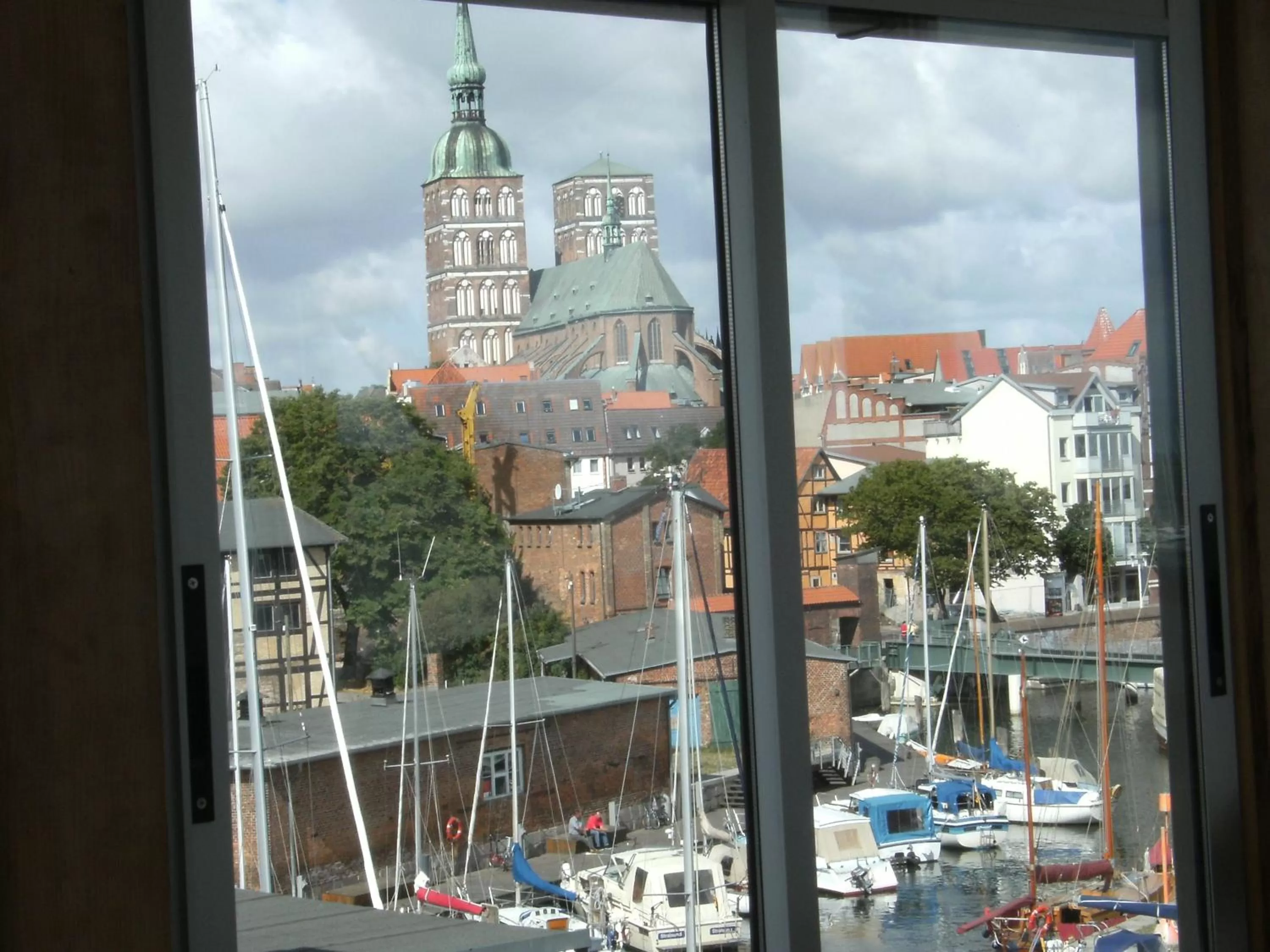 City view in Hotel Alter Hafenspeicher