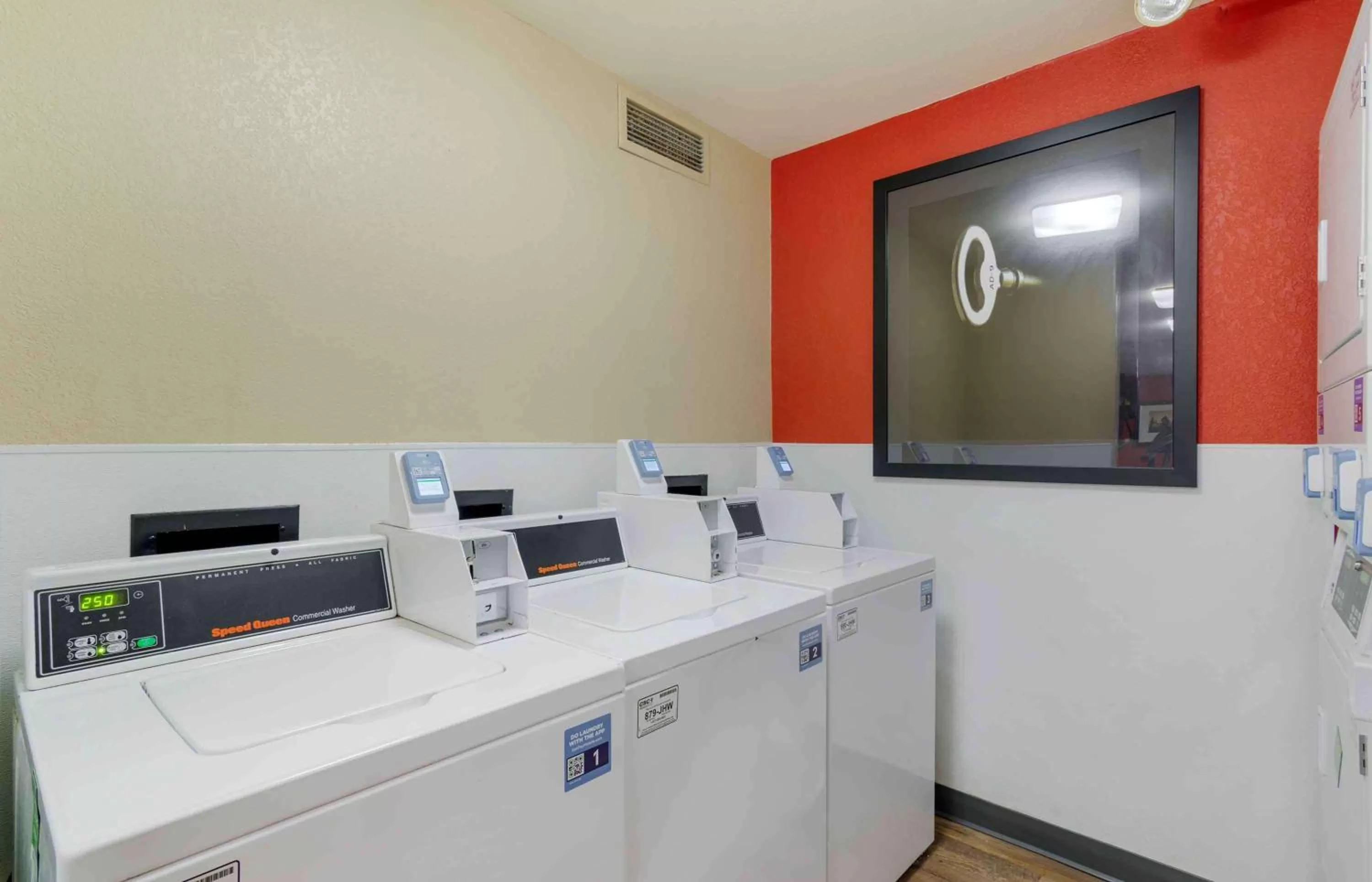 Property building in Extended Stay America Select Suites - Atlanta - Buckhead