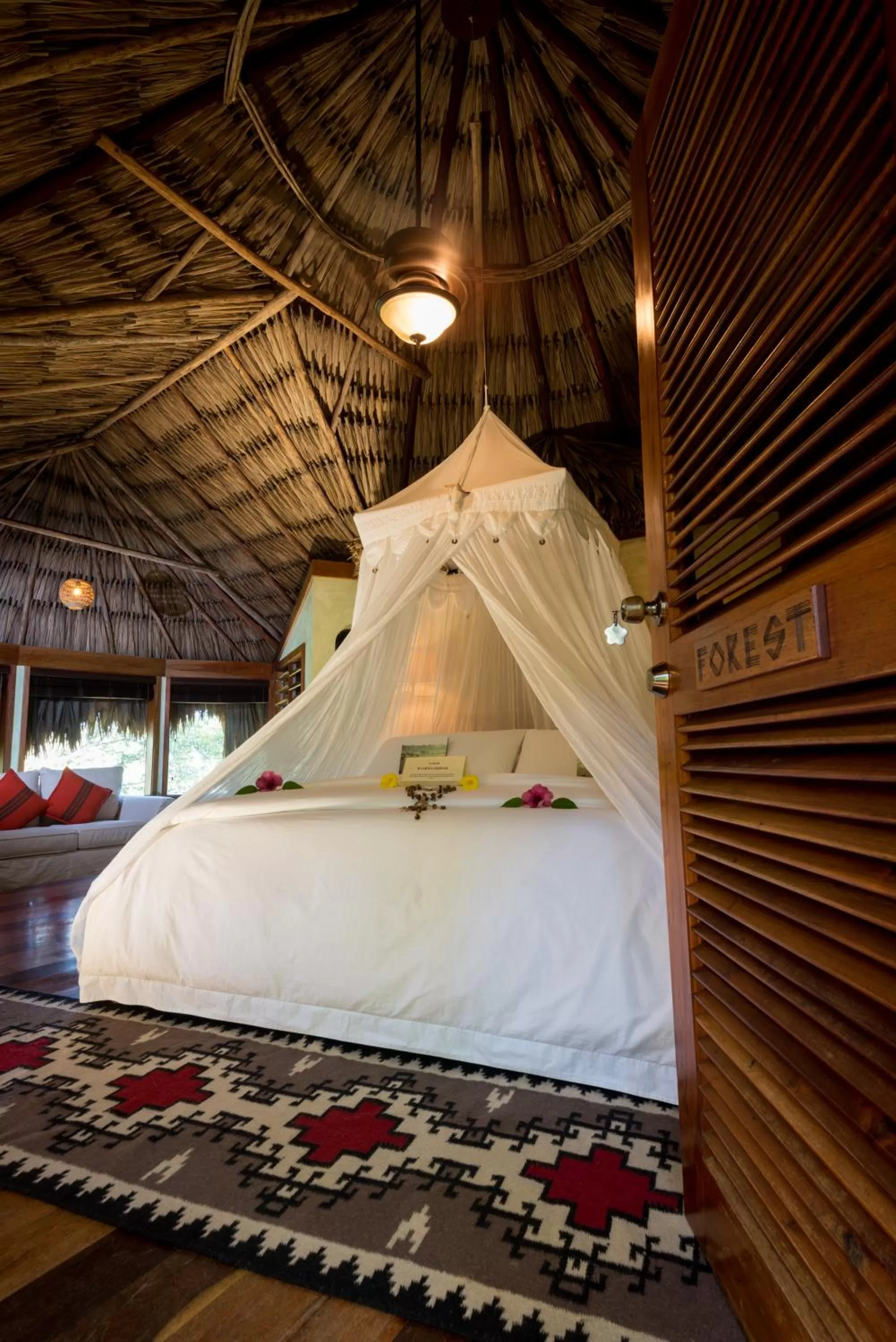 Bedroom, Bed in Gaia Riverlodge