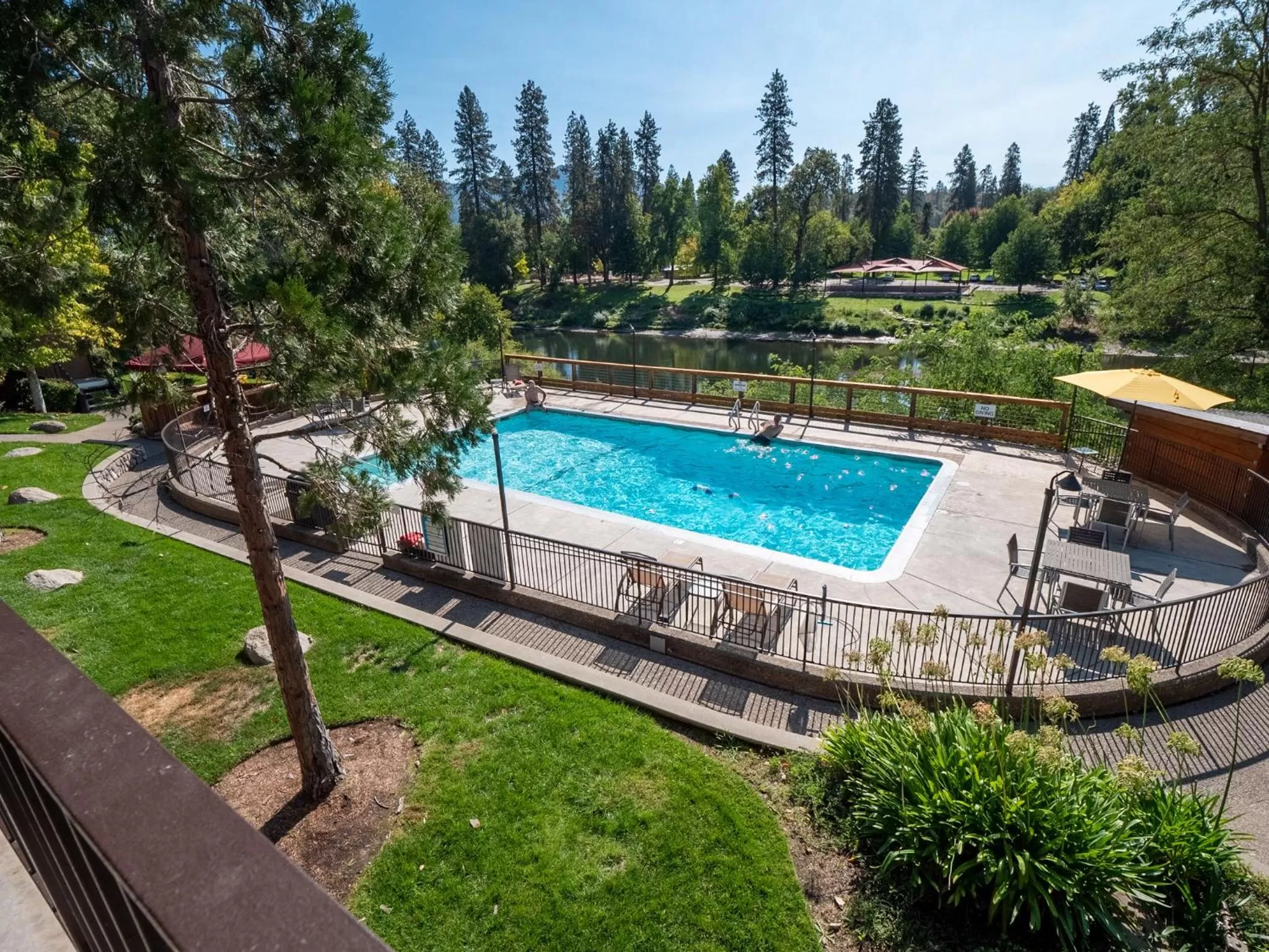 Balcony/Terrace in The Lodge at Riverside