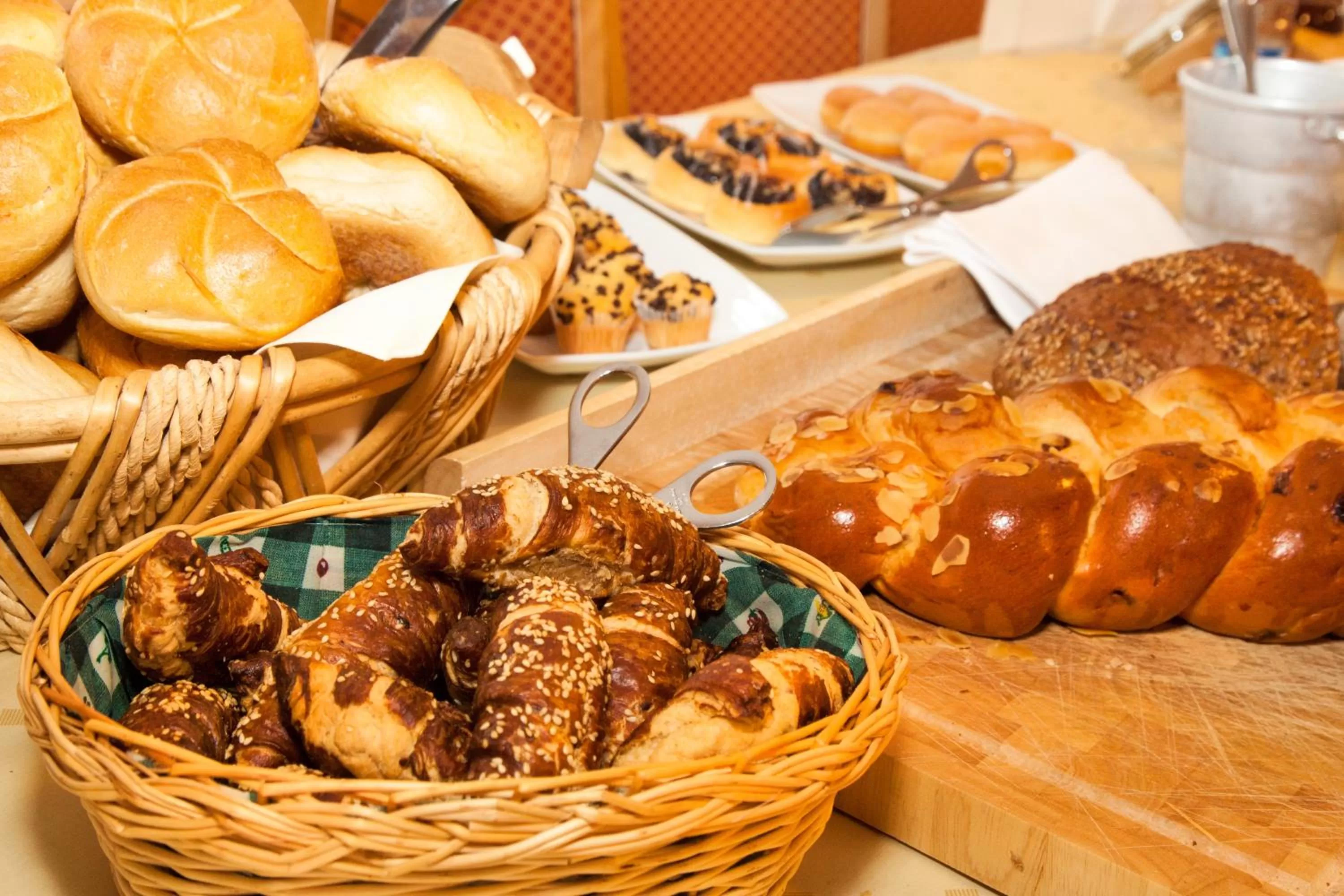 Buffet breakfast in Landgasthof Hotel Hirsch