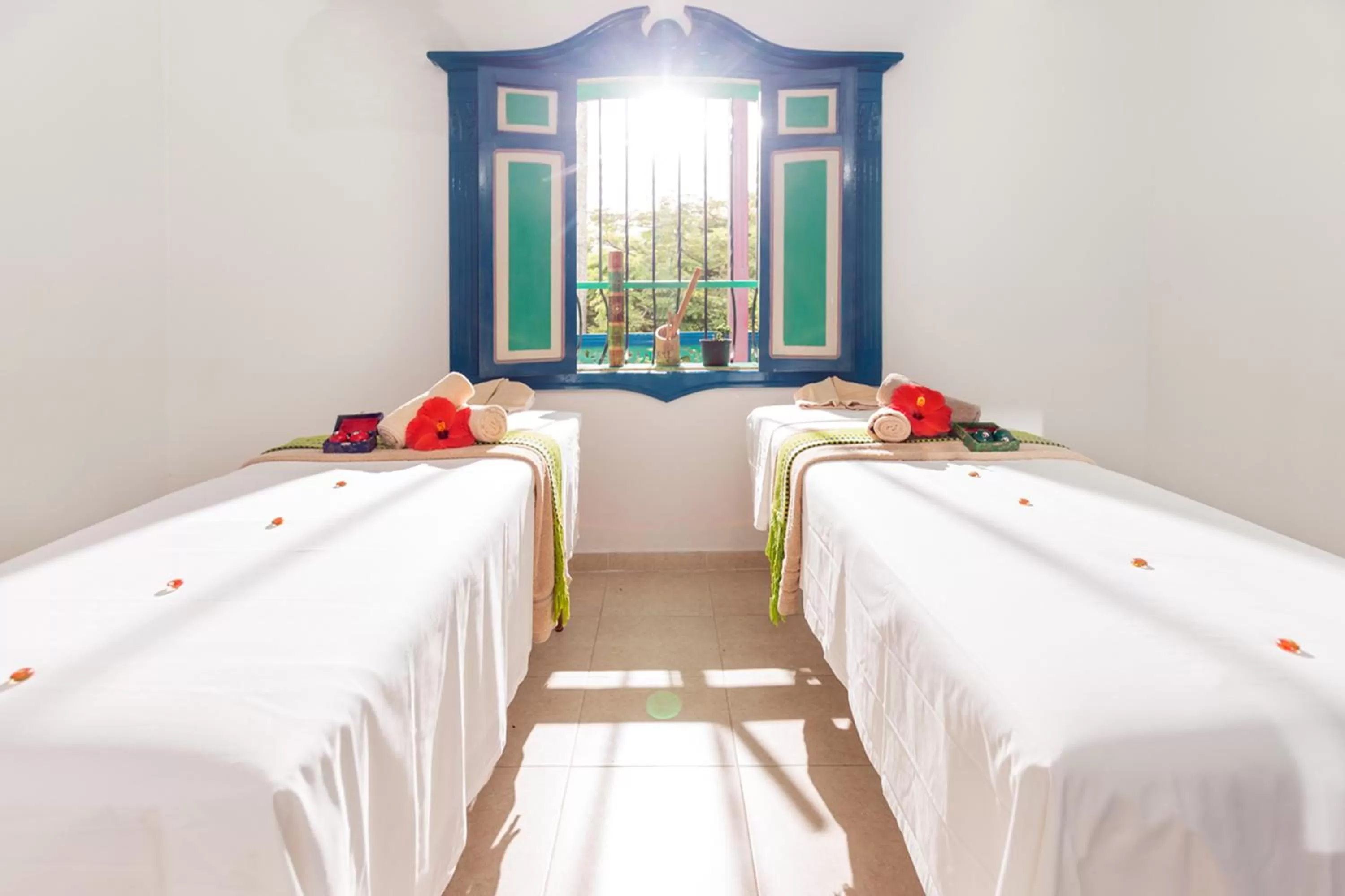 Property building, Bed in Decameron Las Heliconias - All Inclusive