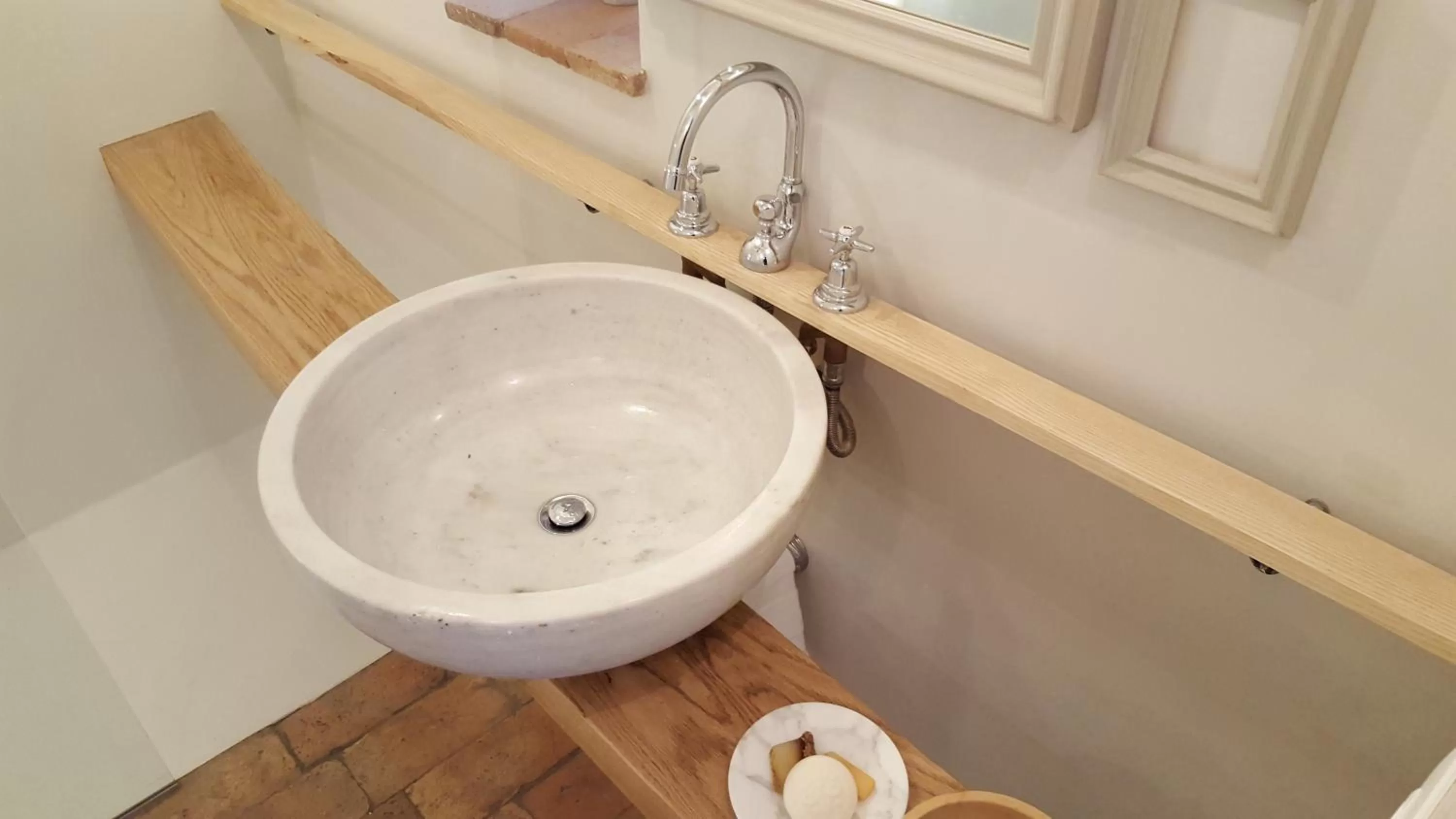 Bathroom in B&B A Piazza del Gesù