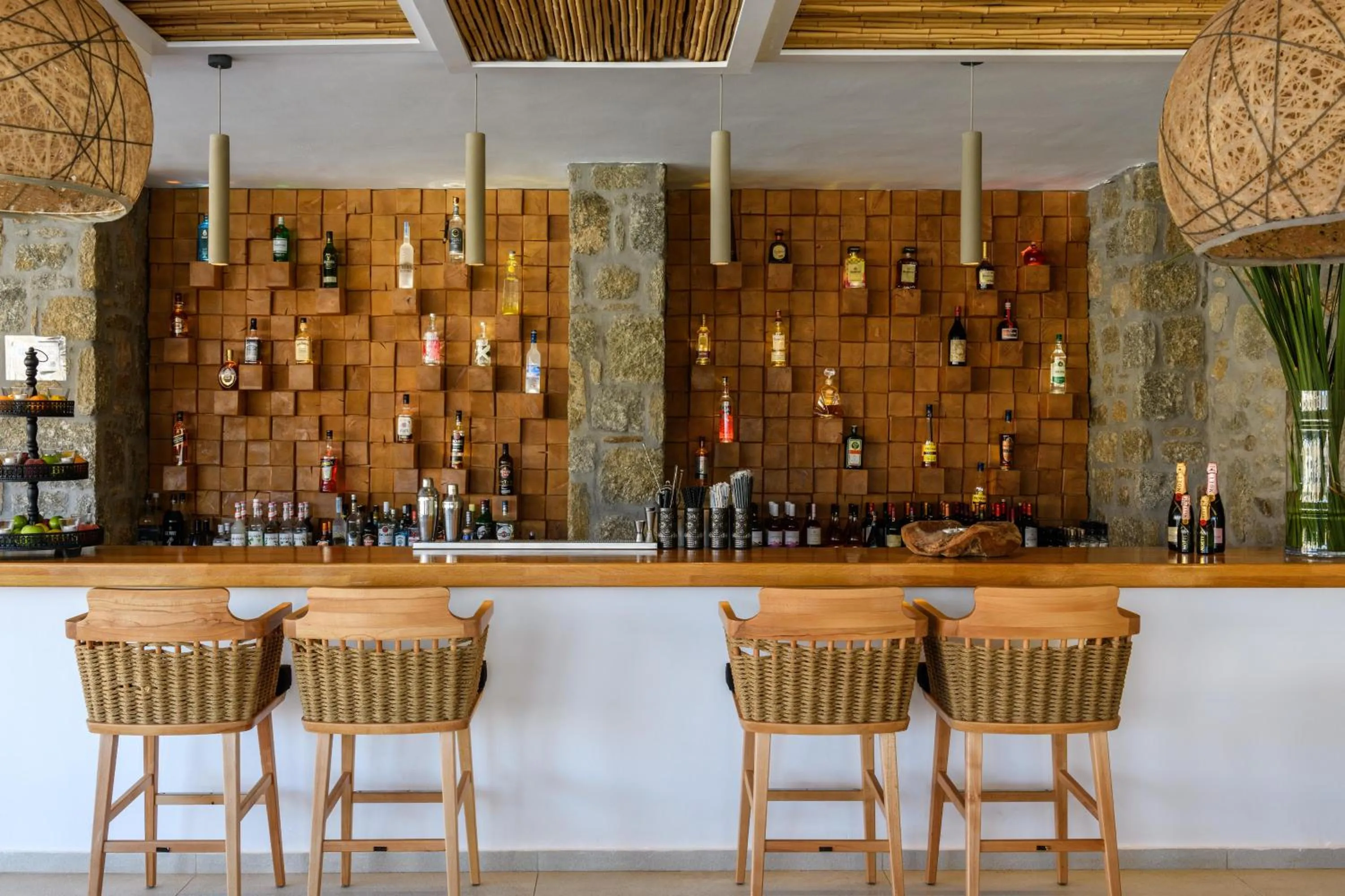 Restaurant/places to eat in Panormos Village Hotel