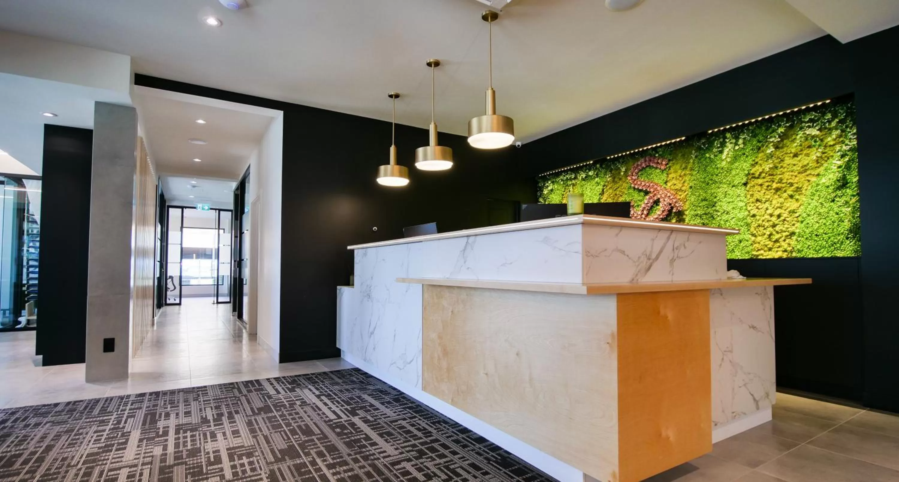 Lobby or reception in Hôtel Saint-Germain Rimouski