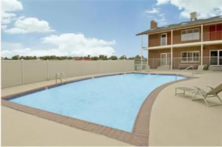 Swimming pool in Americas Best Value Inn Greeley