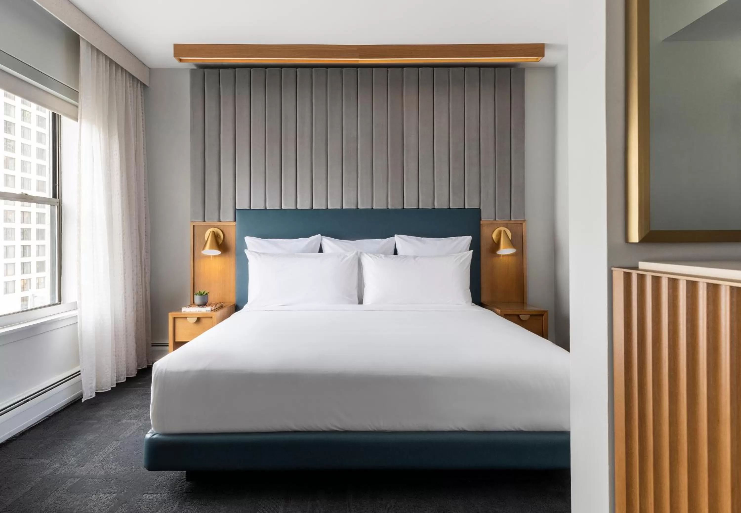 Bed in 21c Museum Hotel Chicago