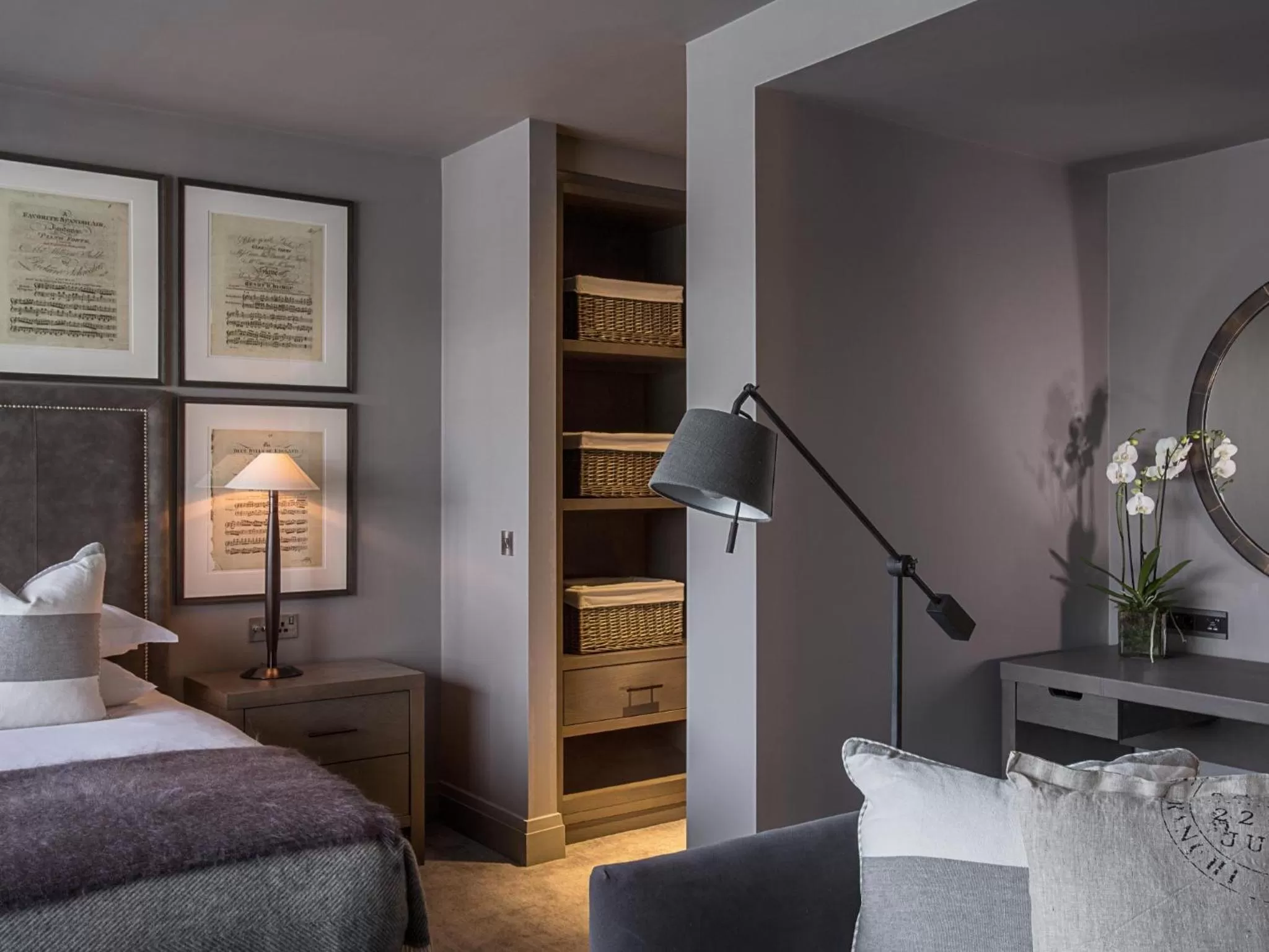 Seating area, Bed in Dakota Leeds