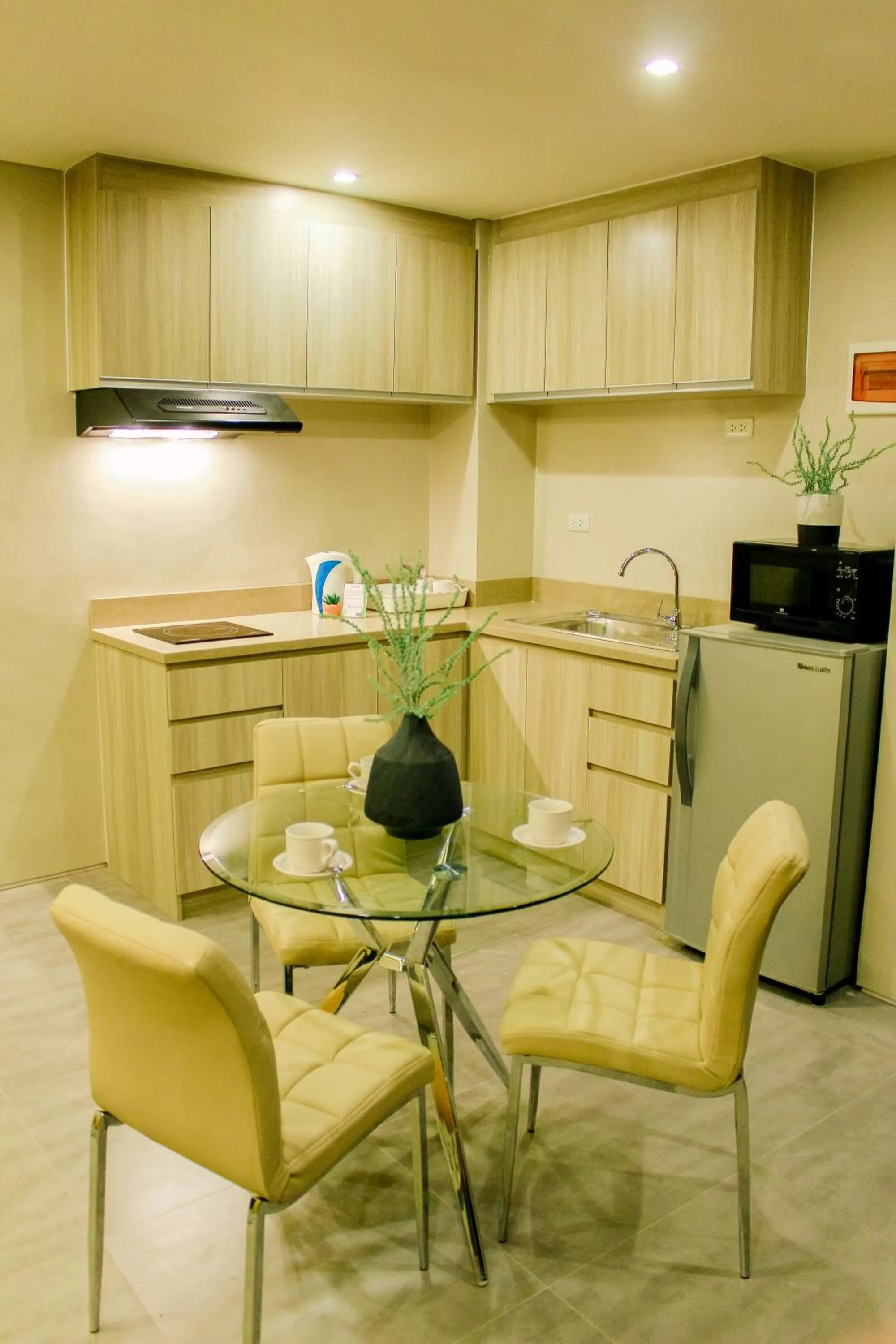 Living room in Mabolo Royal Hotel