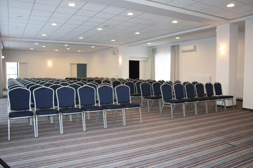 Business facilities in Hotel George