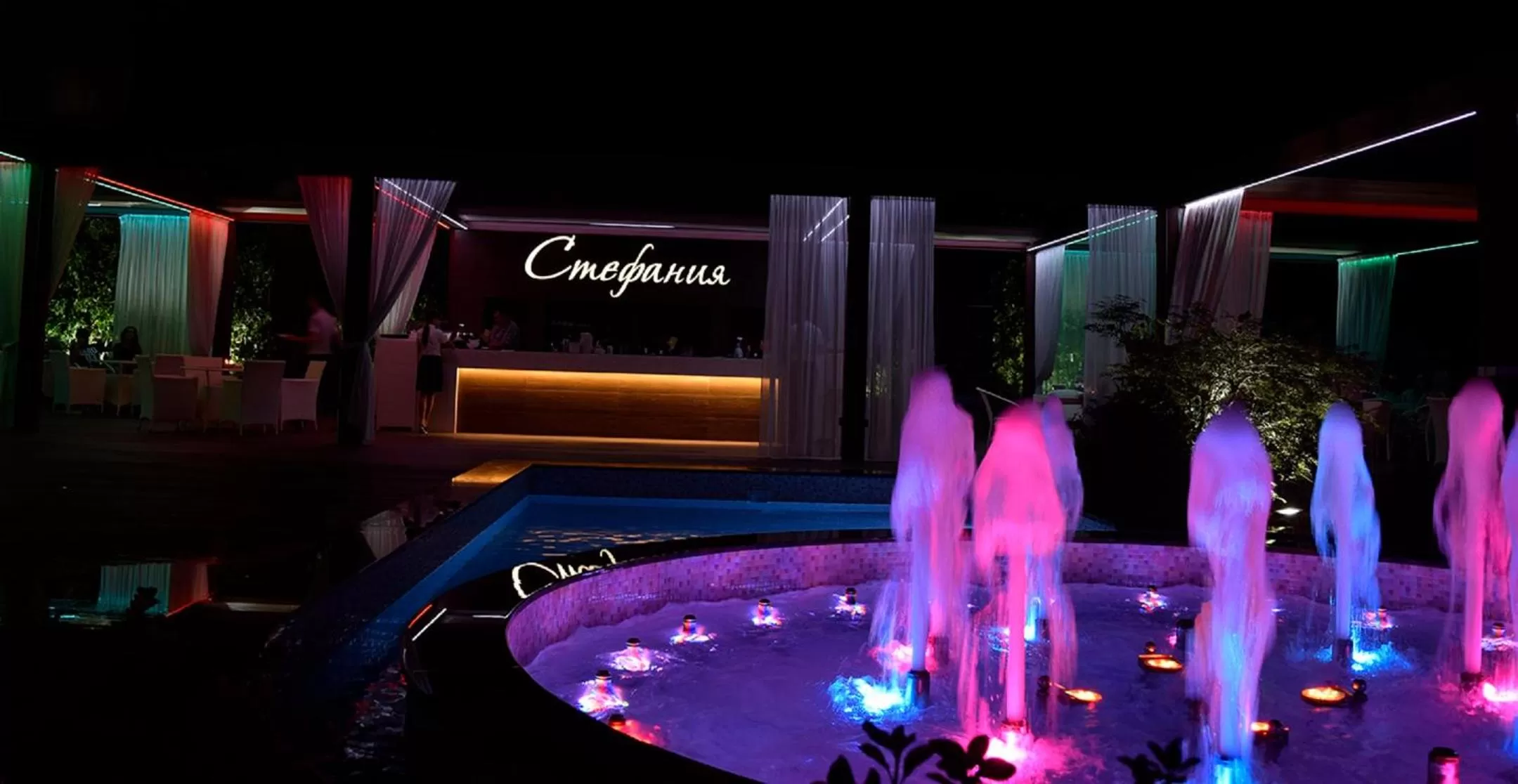 Evening entertainment in Hotel Russia