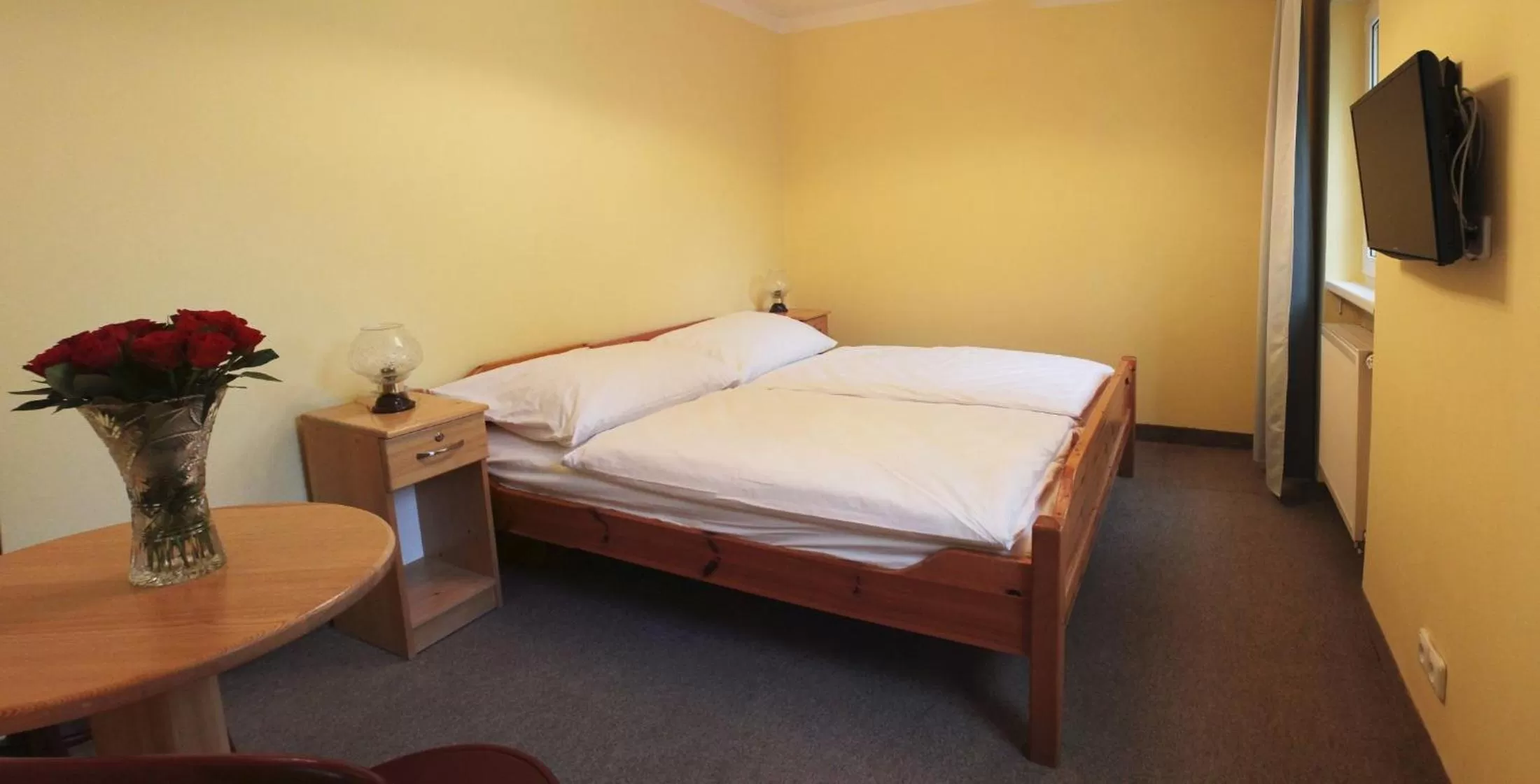 Photo of the whole room, Bed in Hotel Orix