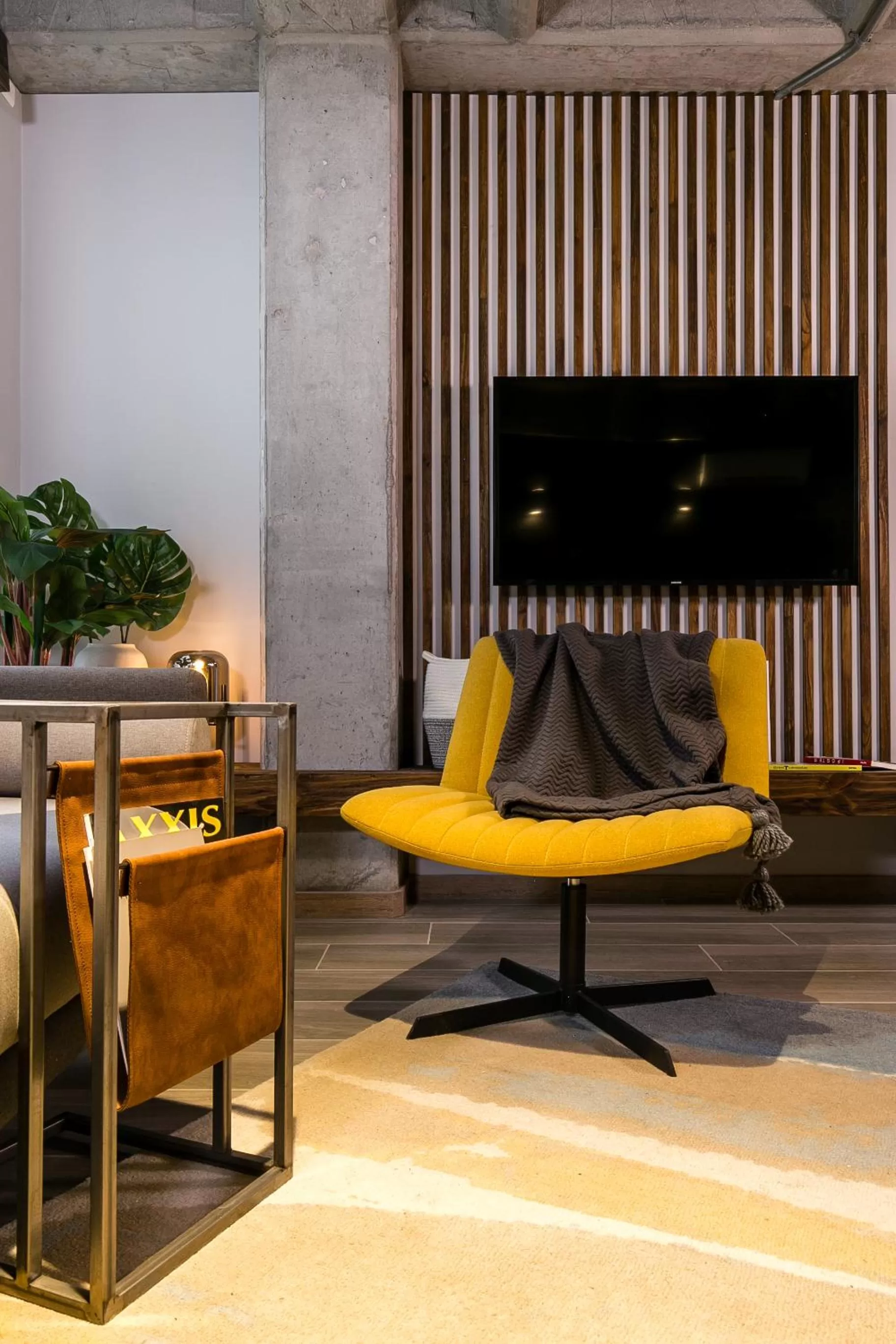 TV and multimedia in Factory Lofts Hotel