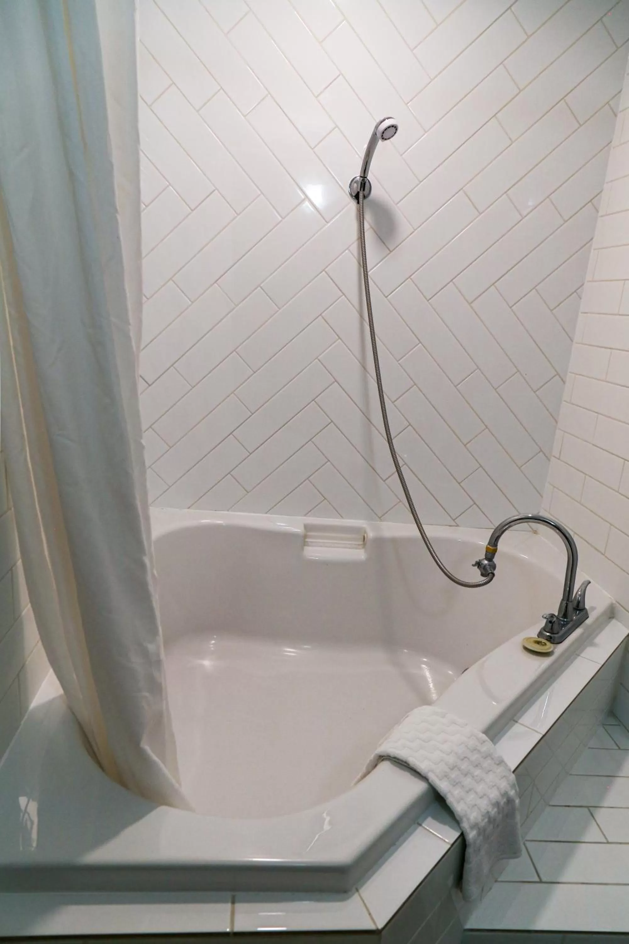 Bathroom in Richter Pass Beach Resort