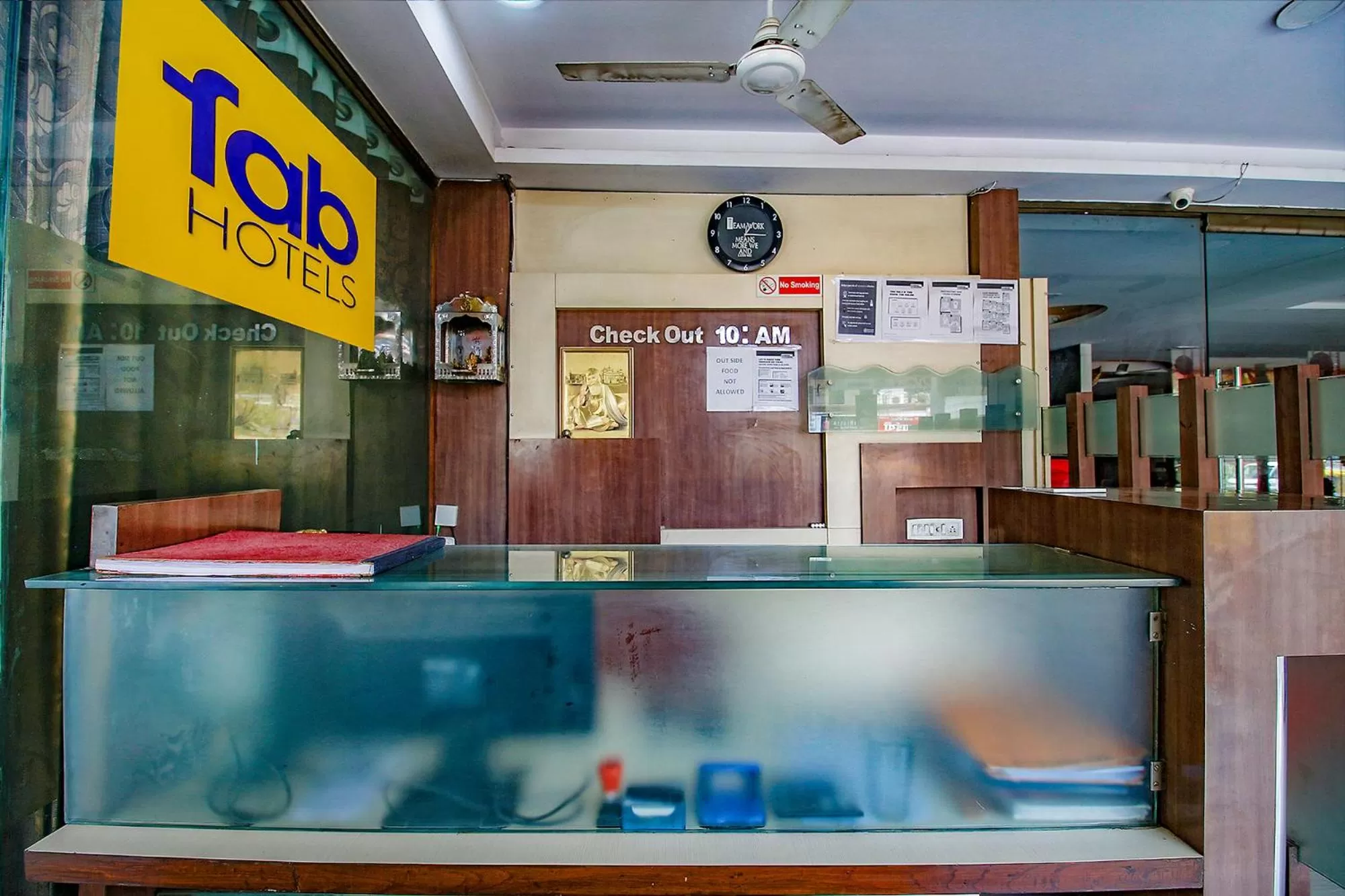 Lobby or reception in FabExpress Maanpreet