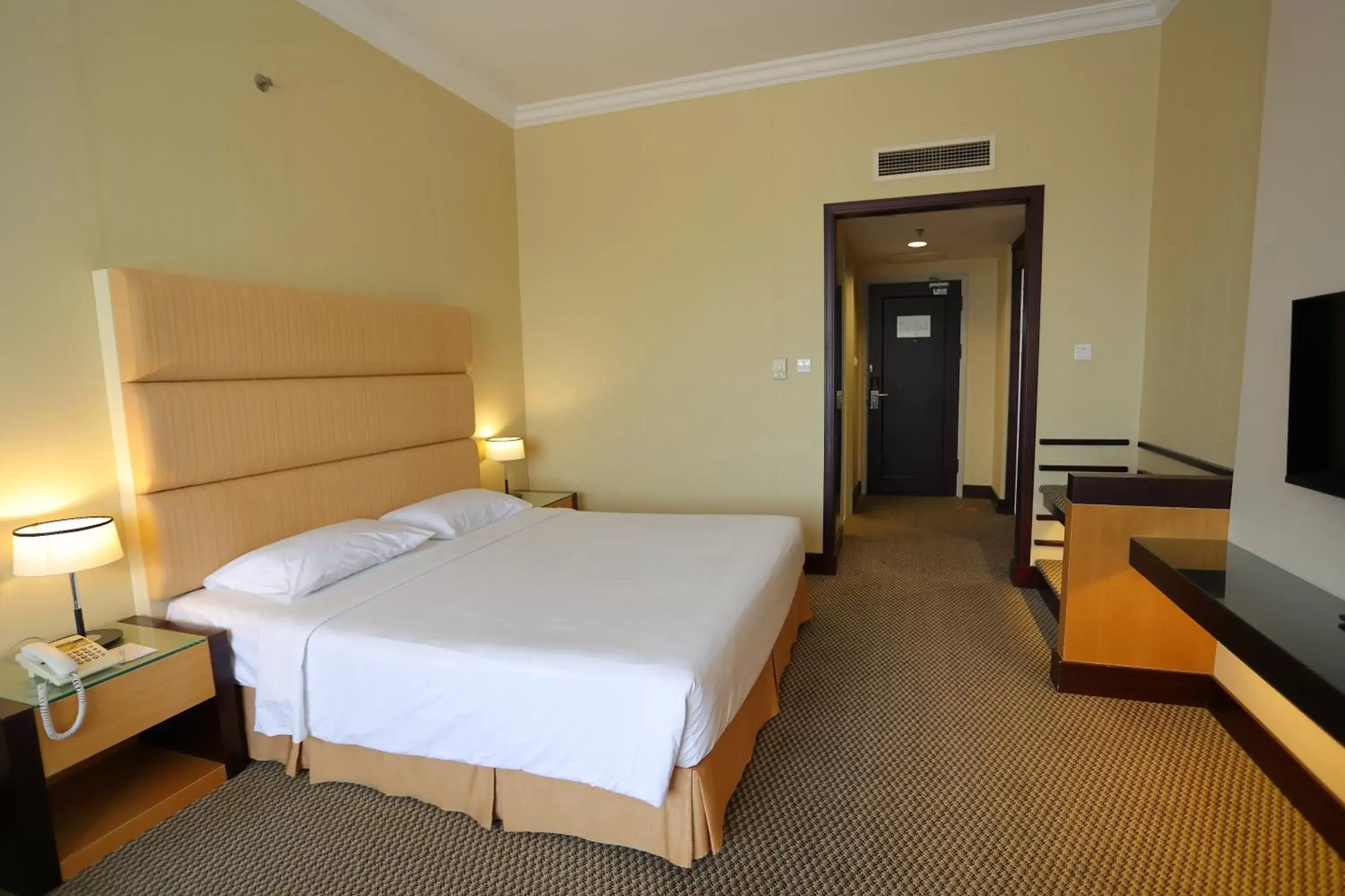 Deluxe Double Room in Dynasty Hotel Miri Deluxe Double Room in Dynasty Hotel Miri