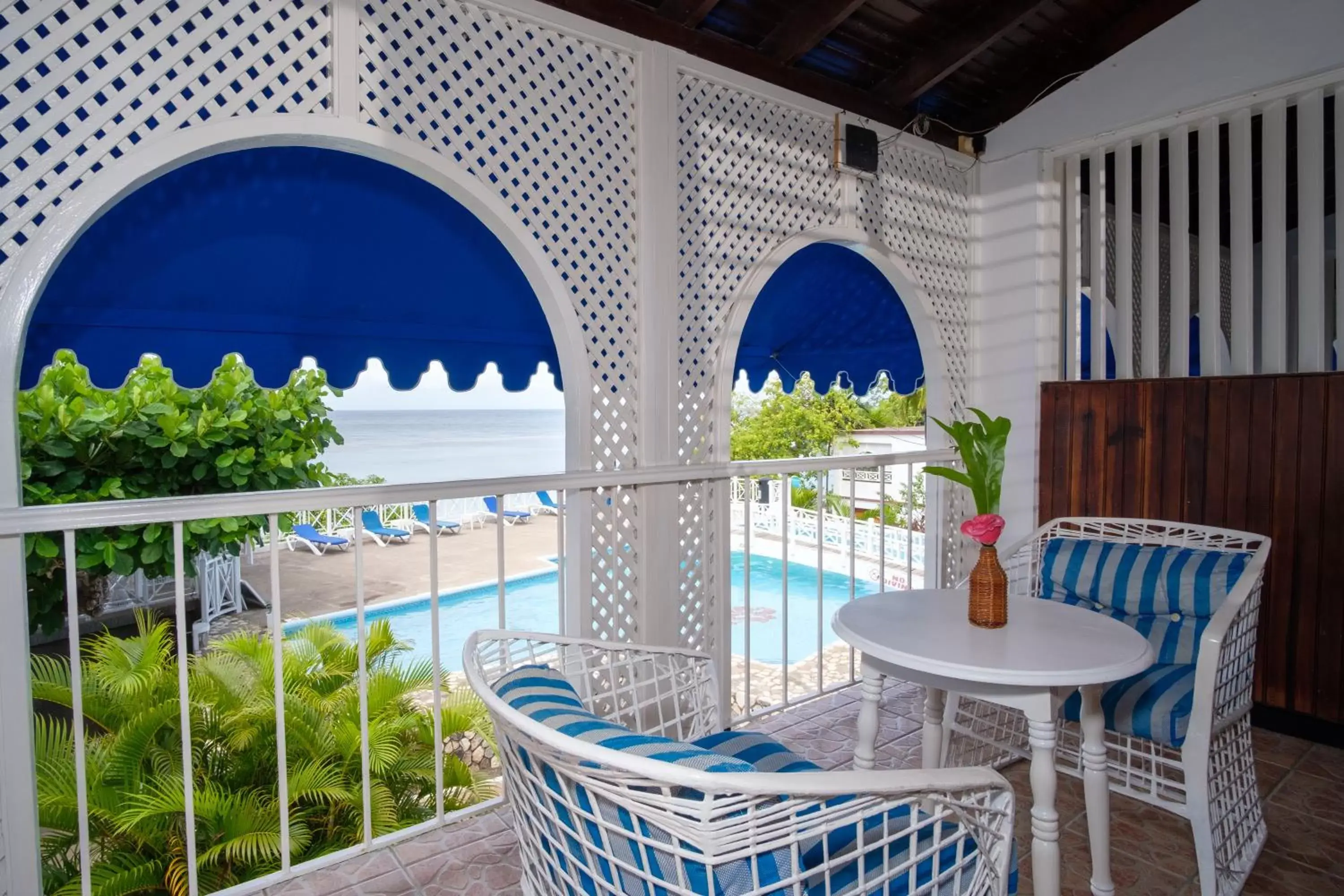 Standard Double or Twin Room in Hibiscus Lodge Hotel Standard Double or Twin Room in Hibiscus Lodge Hotel