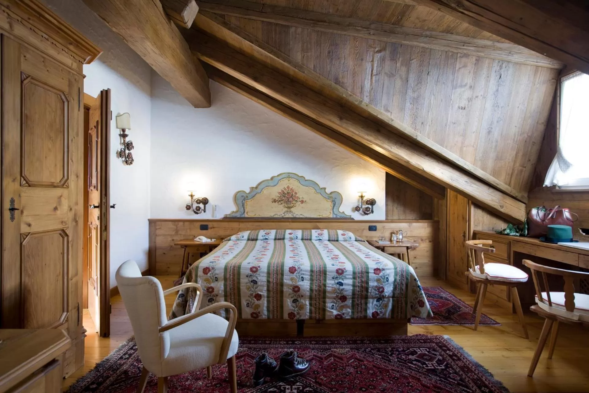 Bedroom, Bed in Hotel Cortina