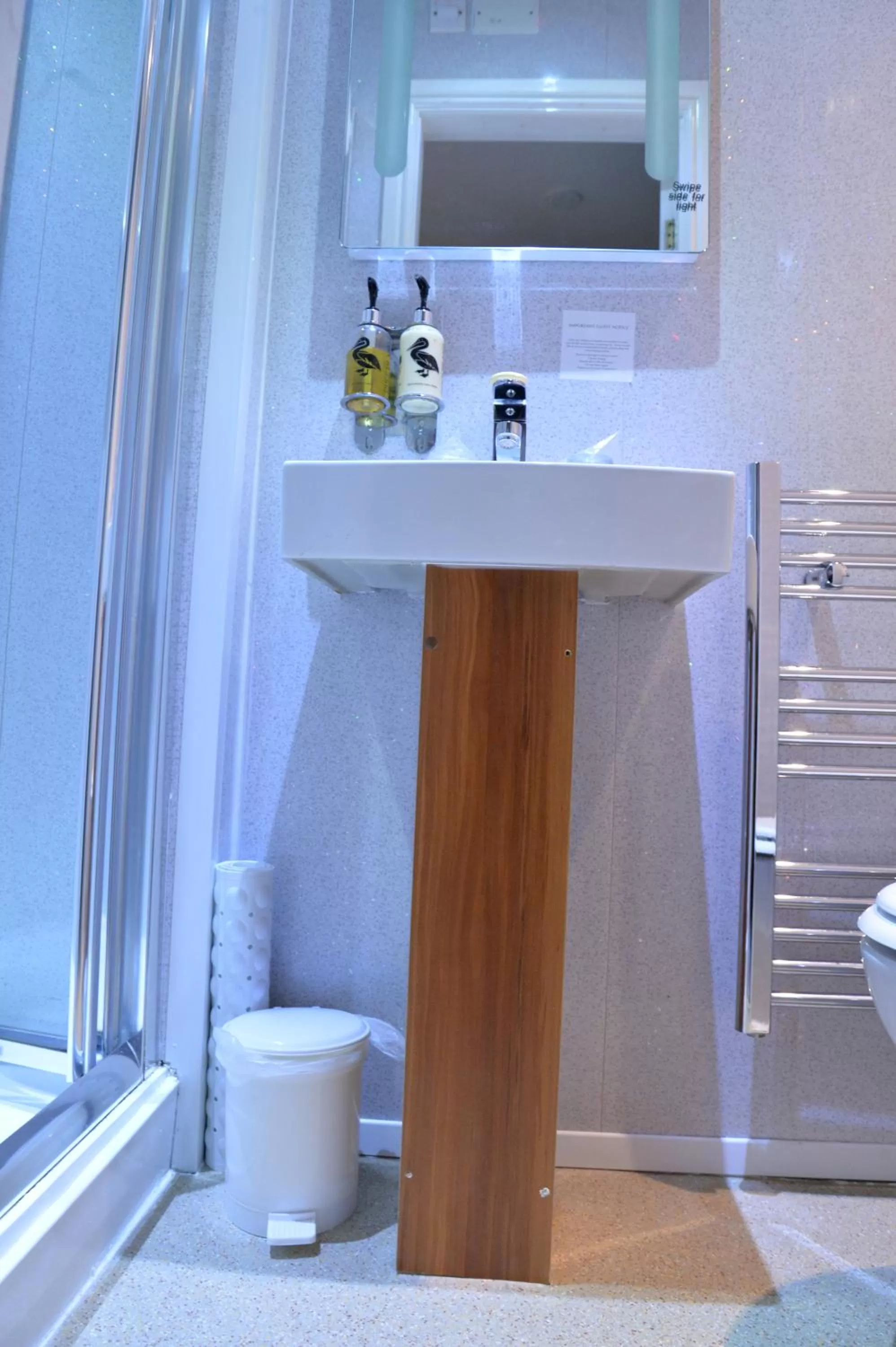 Lauriston & Lawton Court Hotel