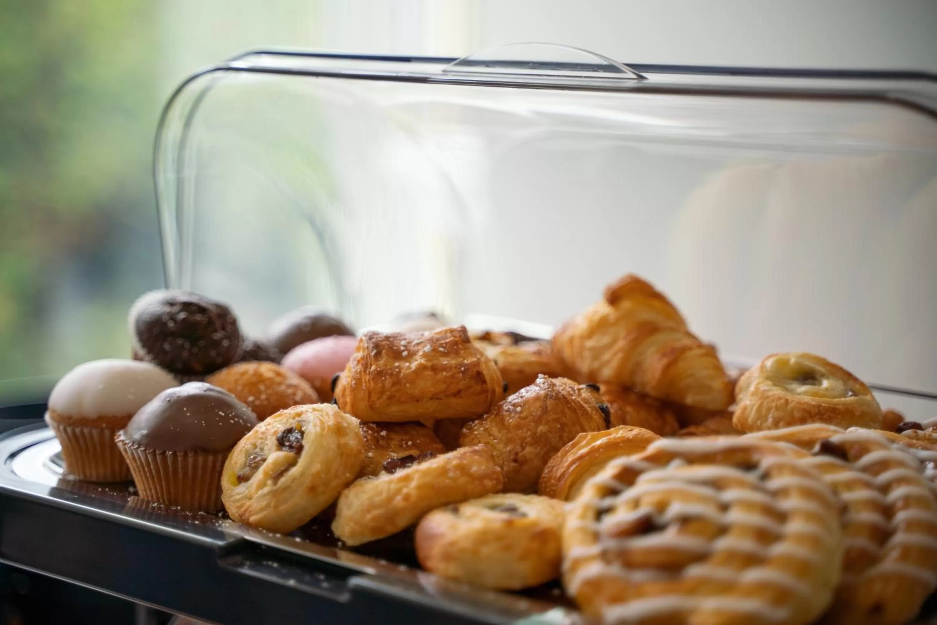 Continental breakfast in The Lodge at Woodenbridge