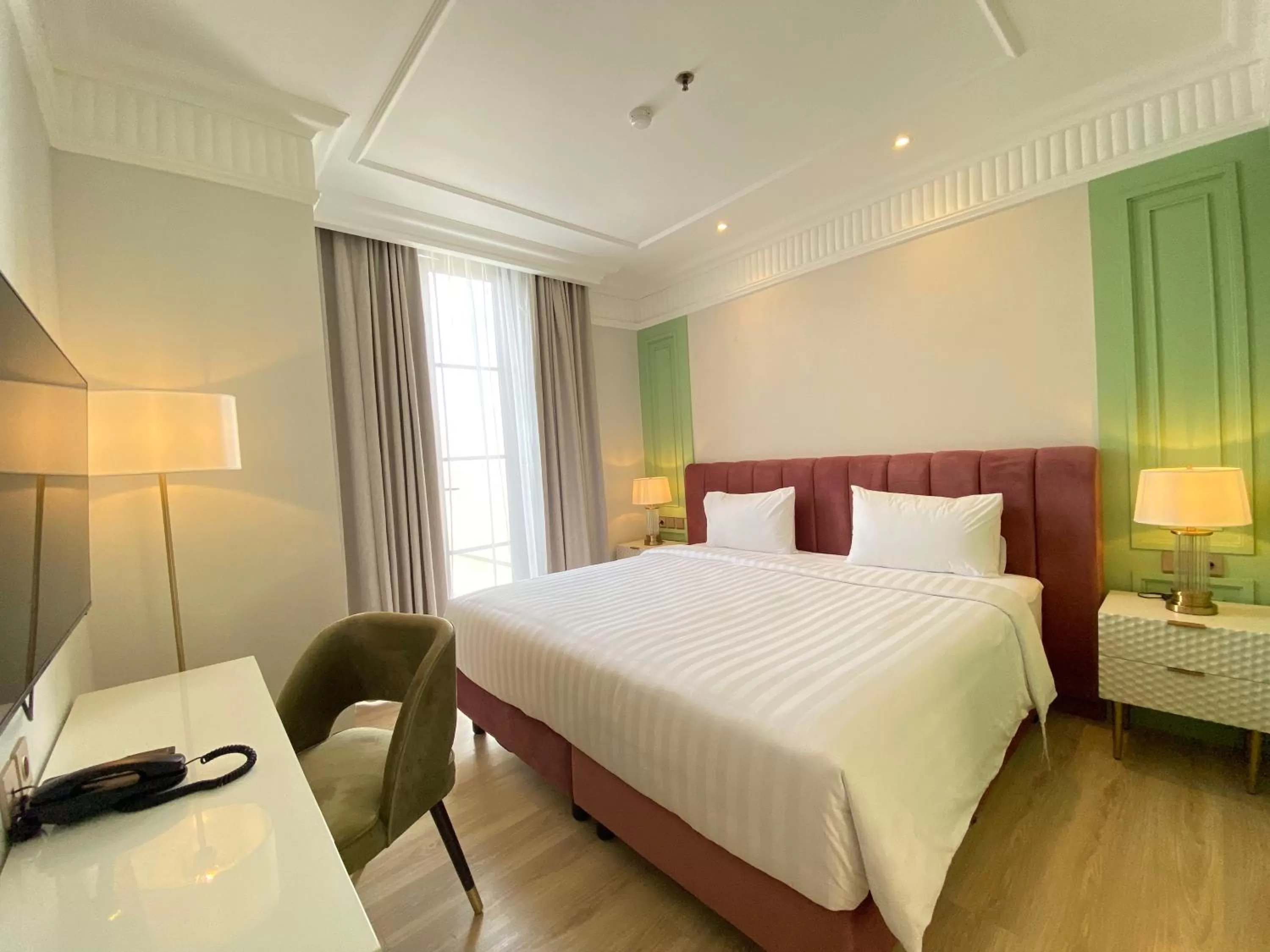 Bed in Maia Hotel Jakarta