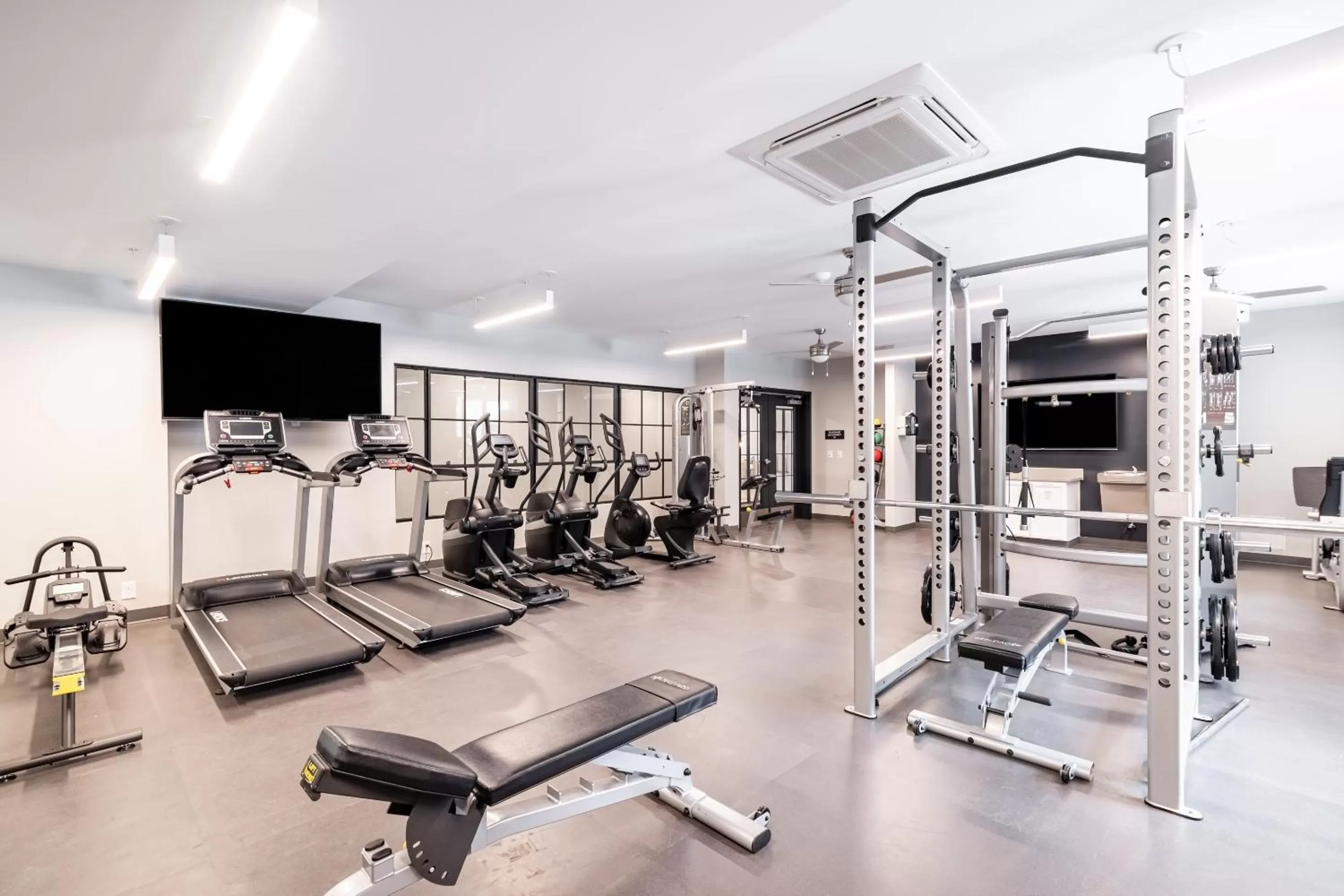 Fitness centre/facilities, Fitness Center/Facilities in Mint House Detroit - New Center