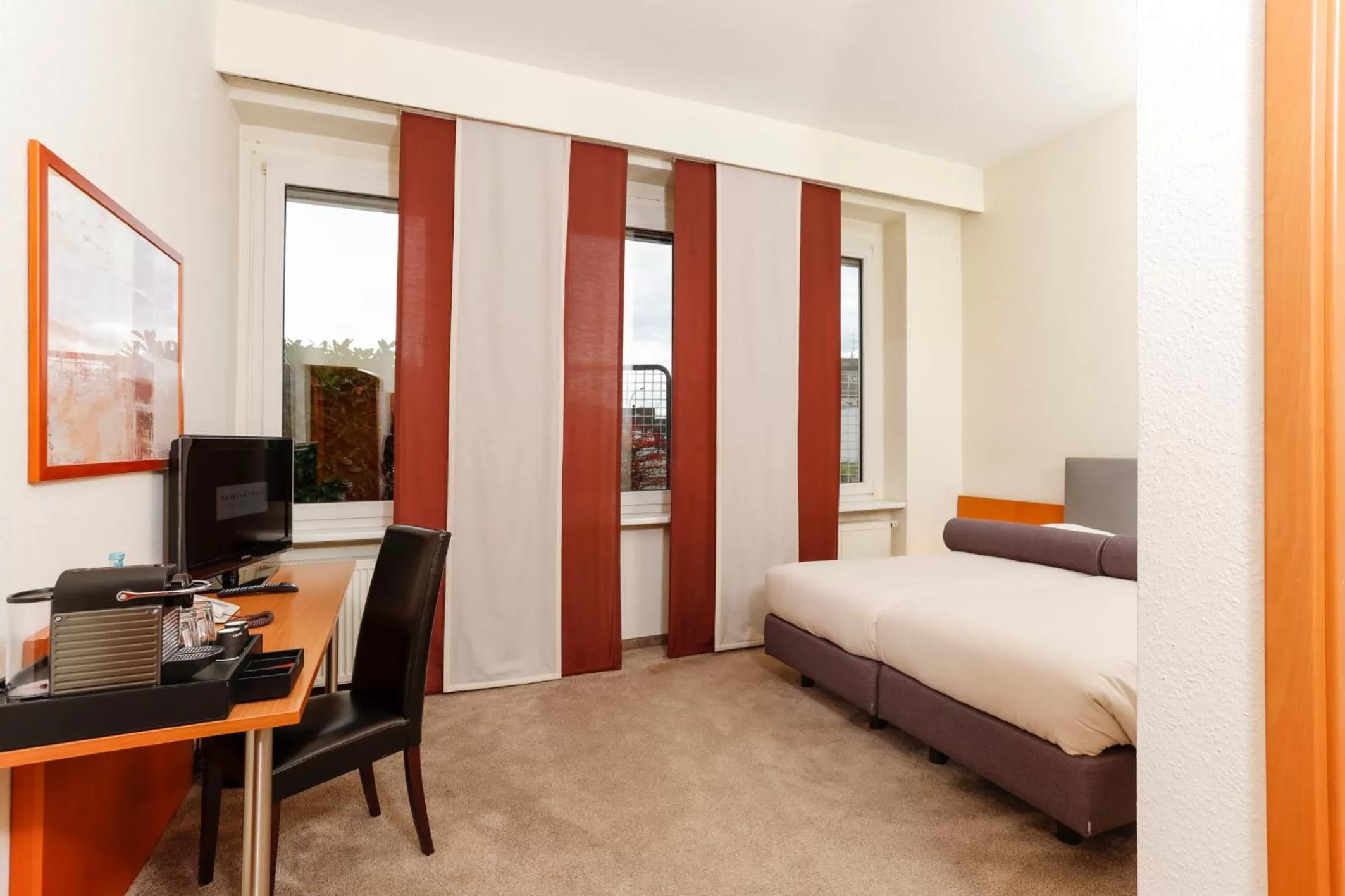 Bed in Hotel am Rhein