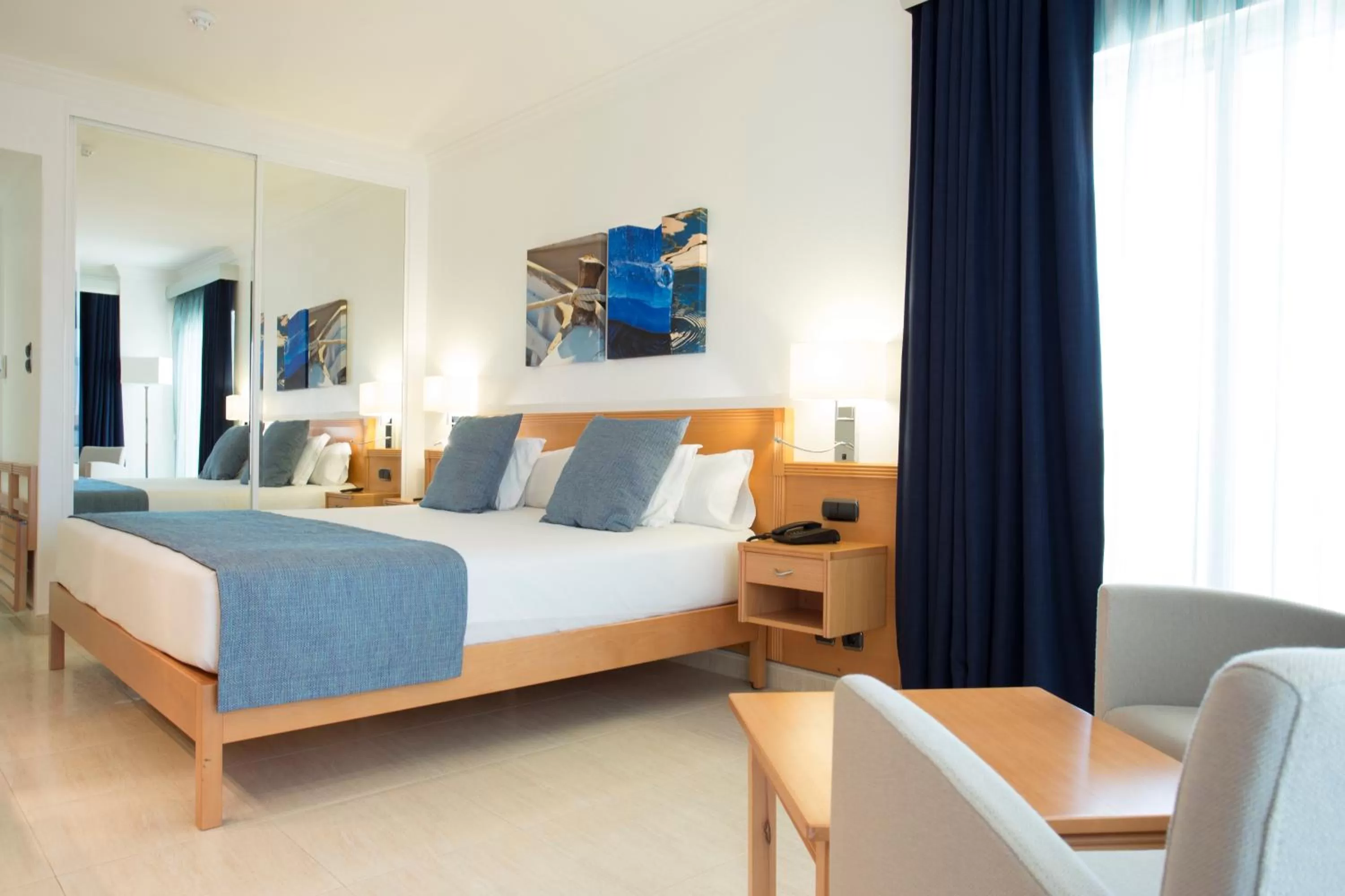 Seating area, Bed in Ukino Palmeiras Village - 24h All Inclusive