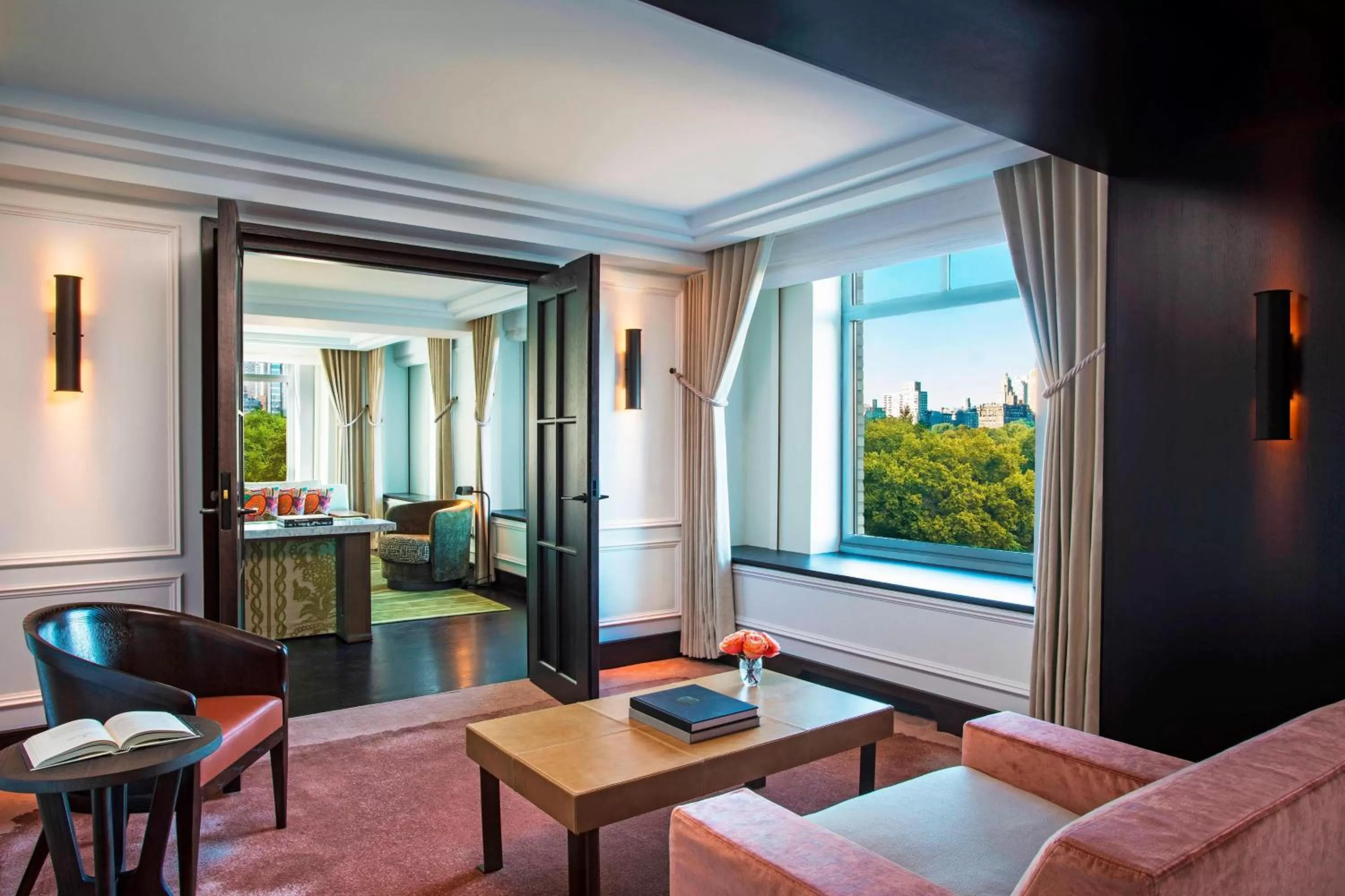 Living room in The Ritz-Carlton New York, Central Park