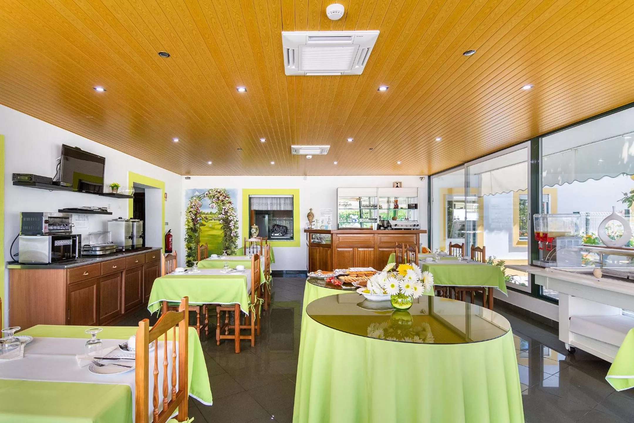 Dining area in Graca Hotel