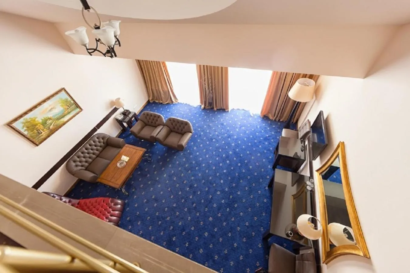 Living room in Regineh Hotel