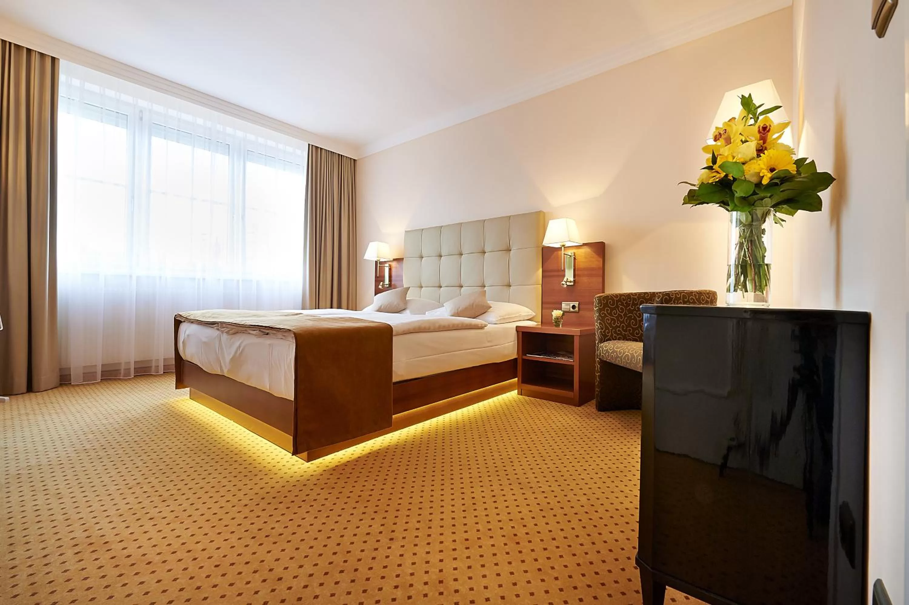 Photo of the whole room, Bed in Hotel Admiral am Kurpark