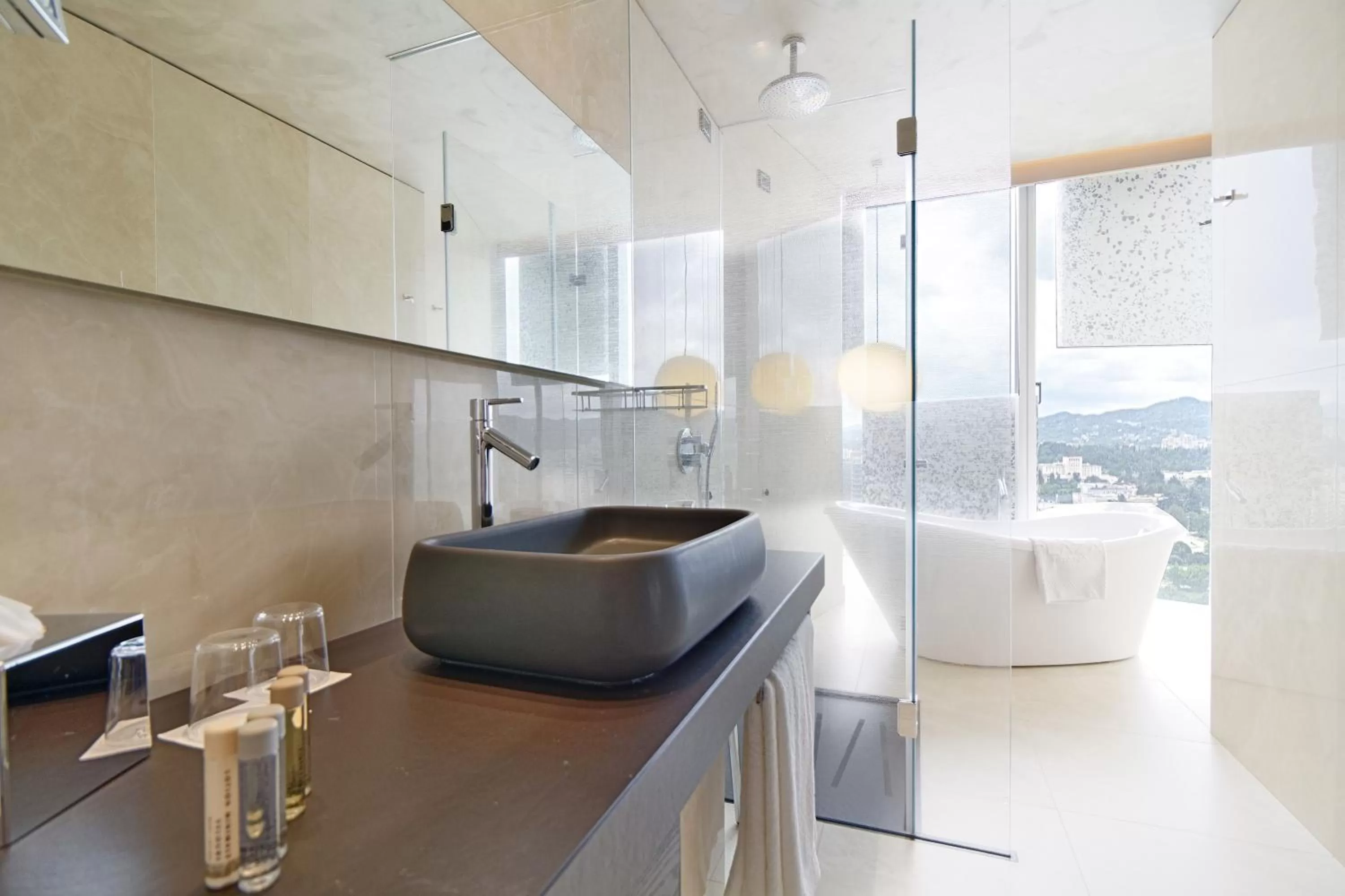 Bathroom in Maritim Hotel Plaza Tirana