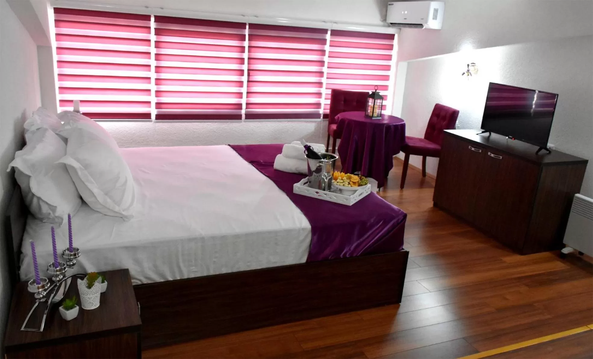 Bed in Hotel and winery LOZAR