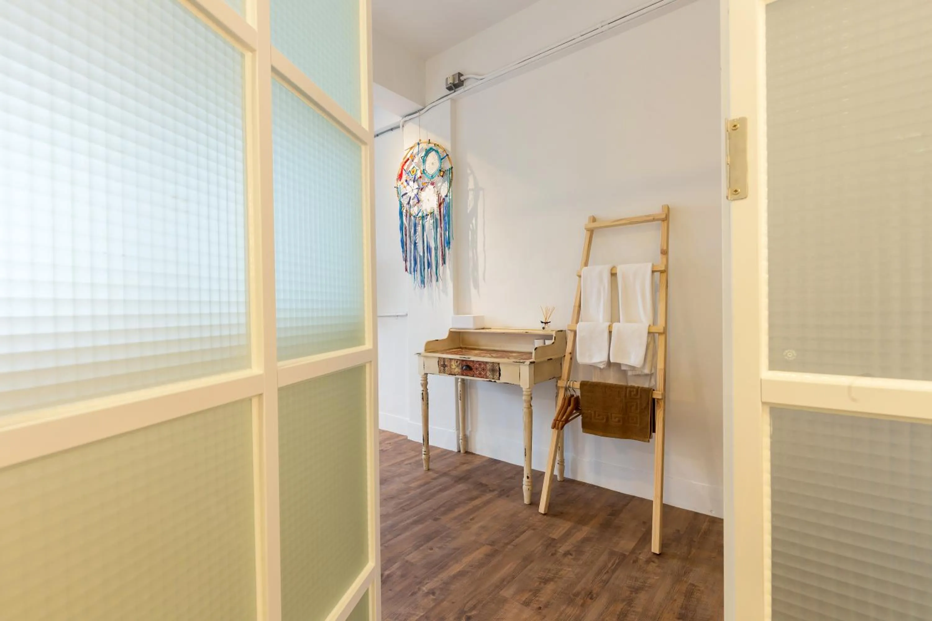 Decorative detail in You Worth Inn