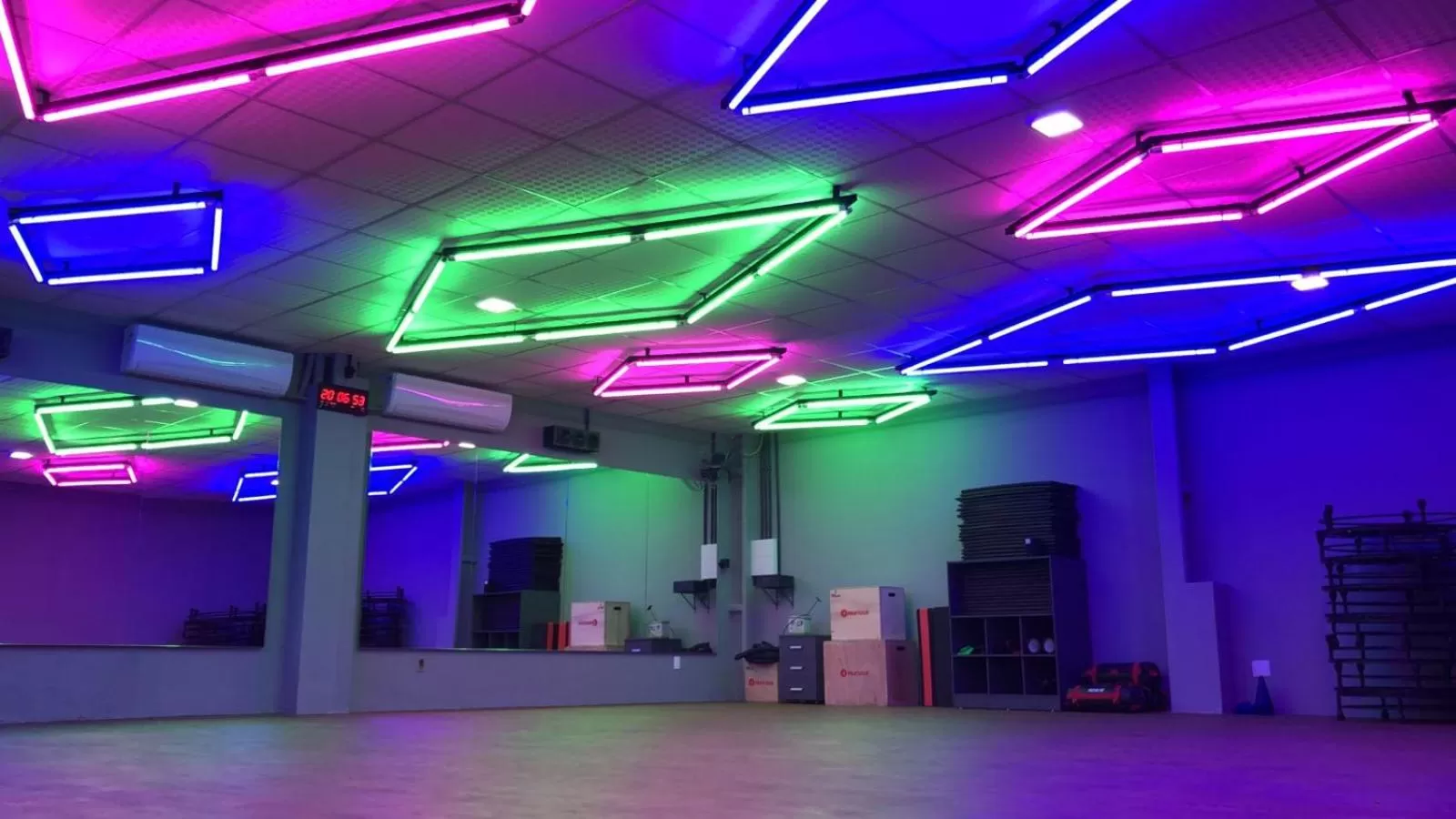 Fitness centre/facilities in Brisamar Suite Hotel